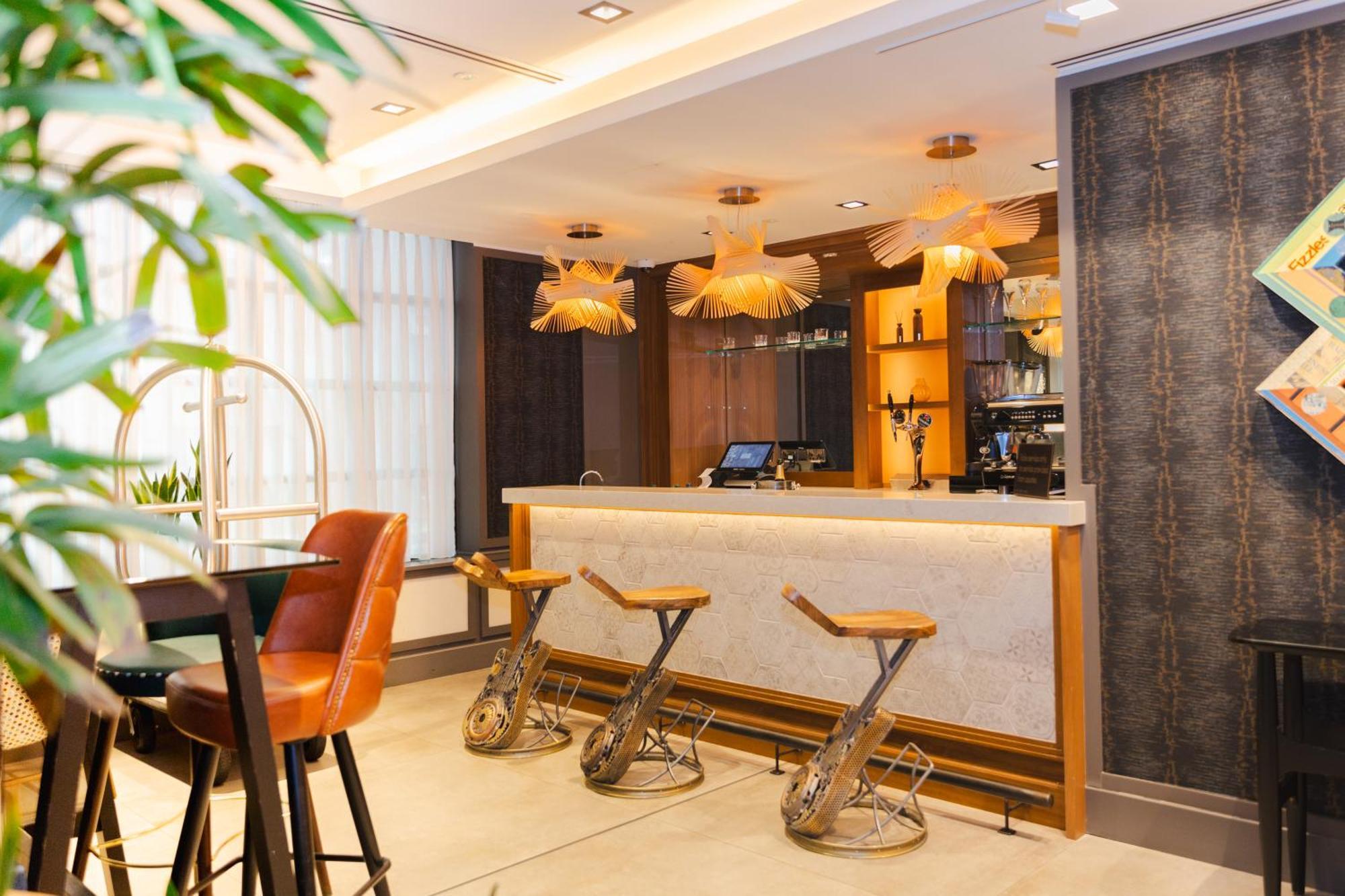 Nyx Christchurch Hotel 4*