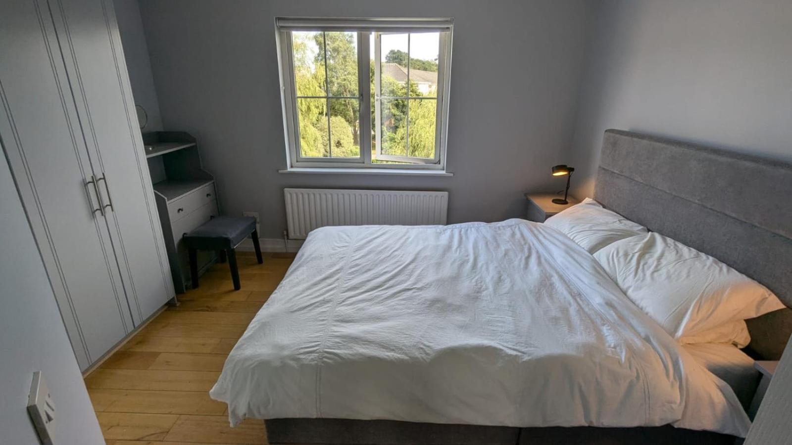Apartment Large Newly Updated 3bd Duplex 20min To Airport