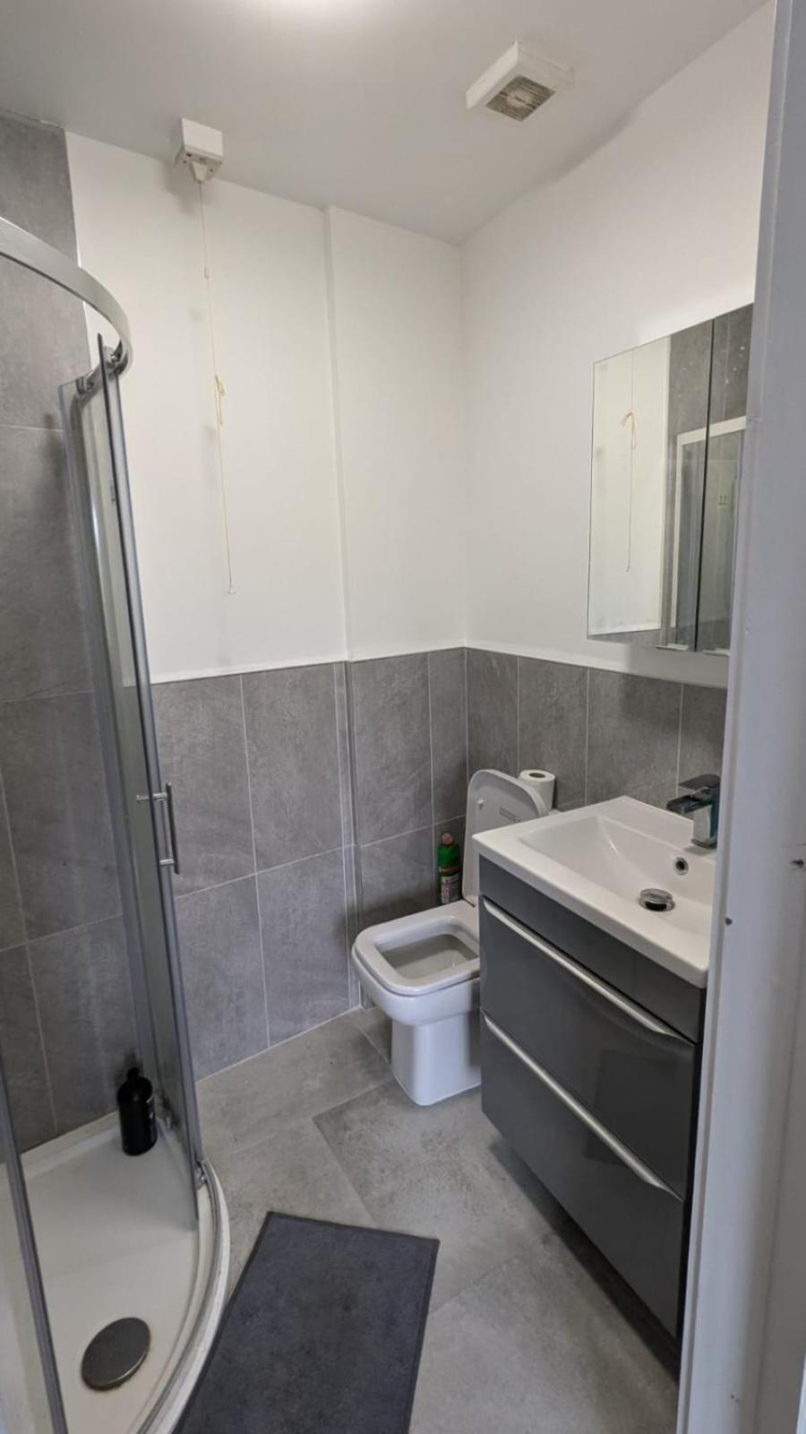 Apartment Large Newly Updated 3bd Duplex 20min To Airport