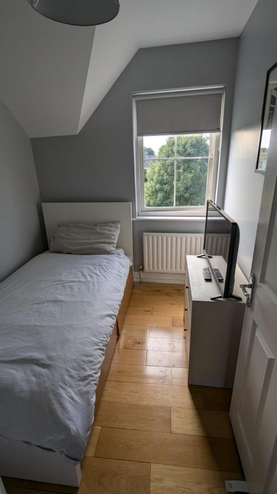 Apartment Large Newly Updated 3bd Duplex 20min To Airport Dublin