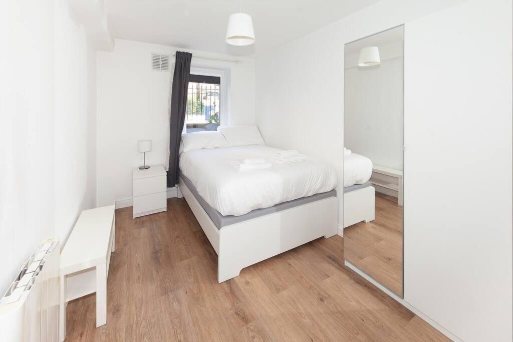 Apartment Inviting 2bd Flat 15 Mins From Heart Of Dublin!