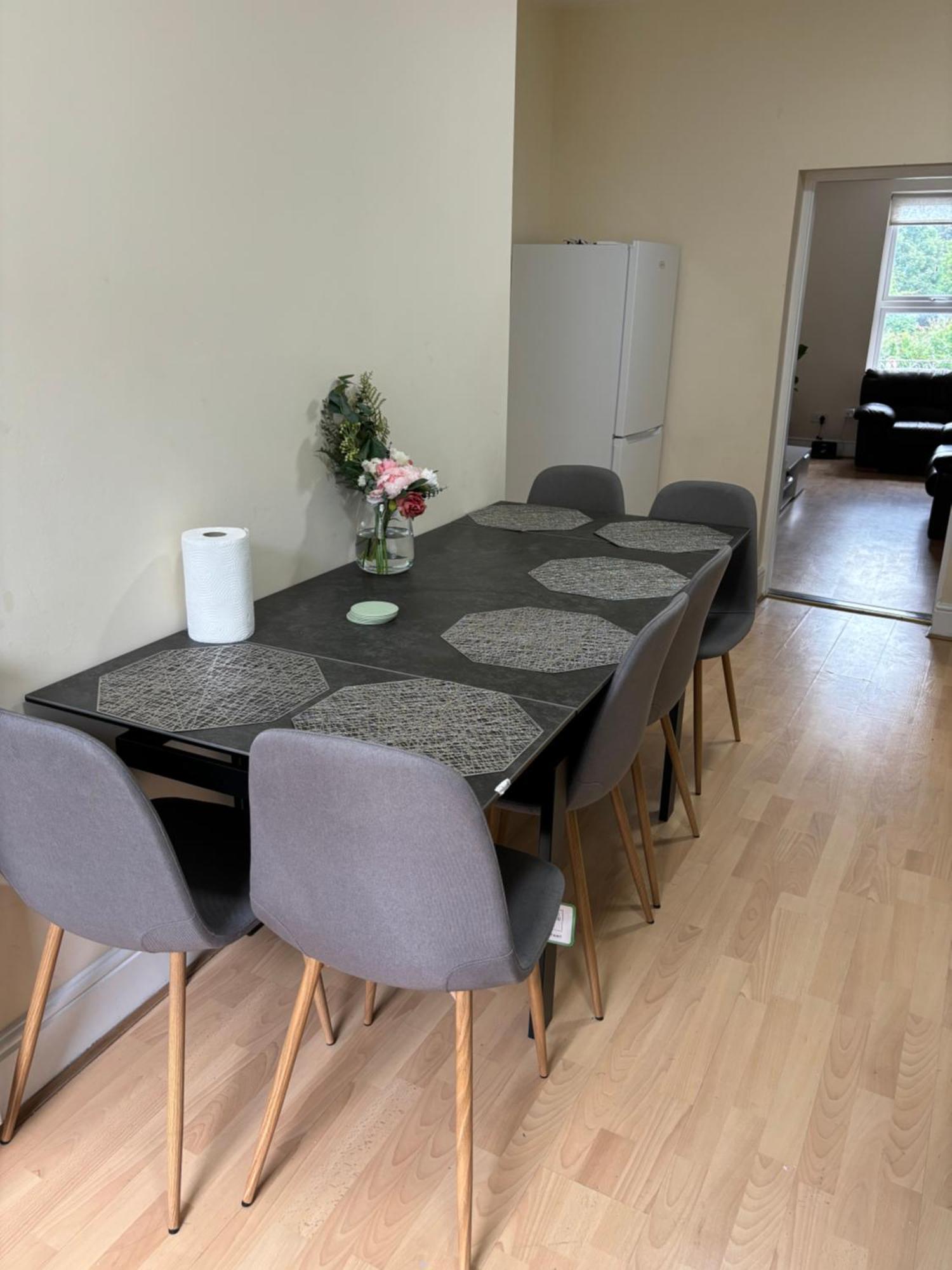 Apartment Cozy Pink House Fairview 6 Beds Dublin