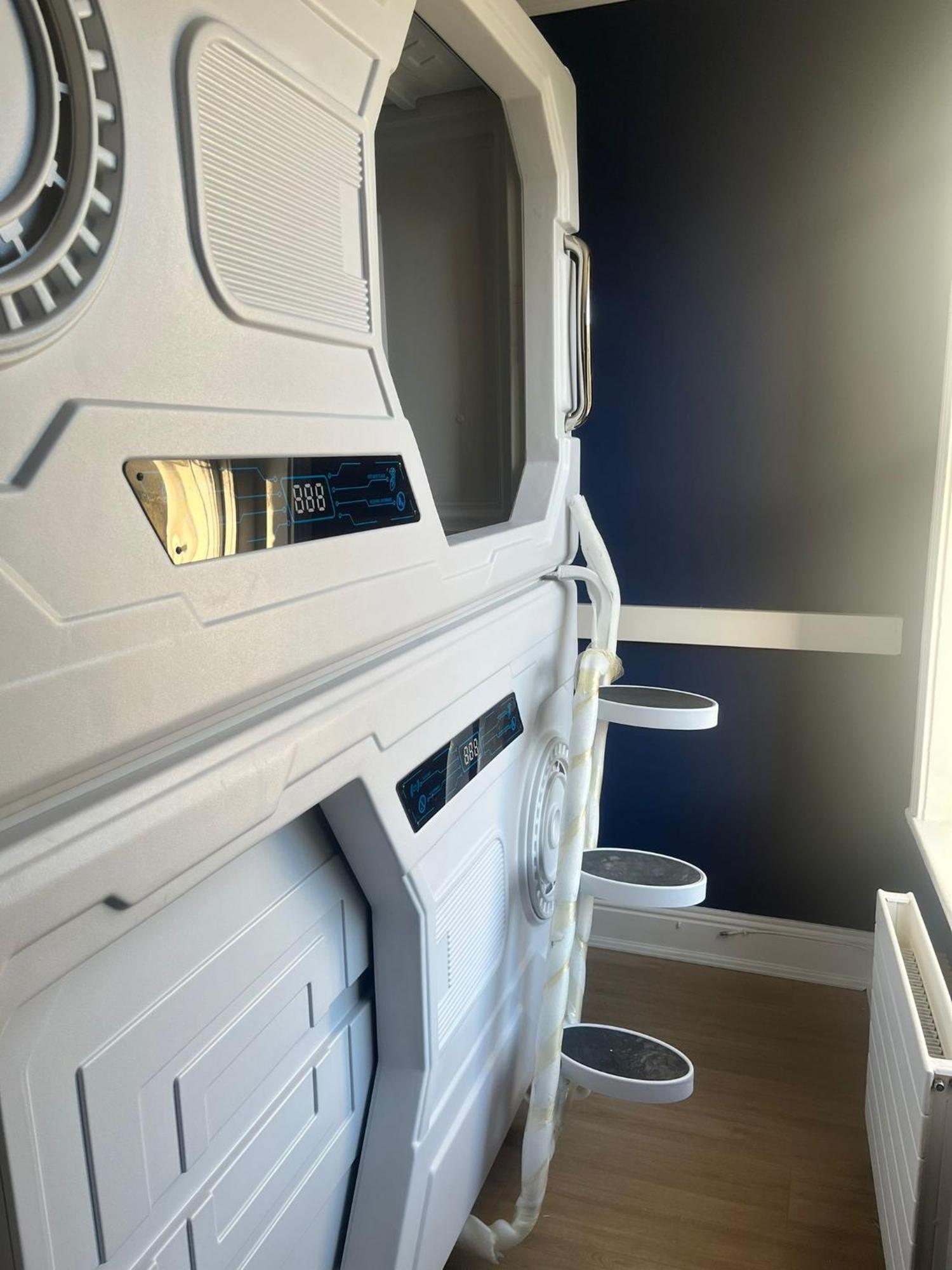 The Pod Capsule hotel *