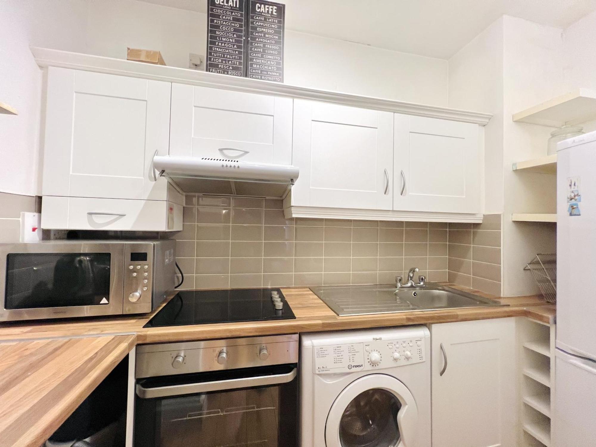 Appartement One Bedroom In Centre *