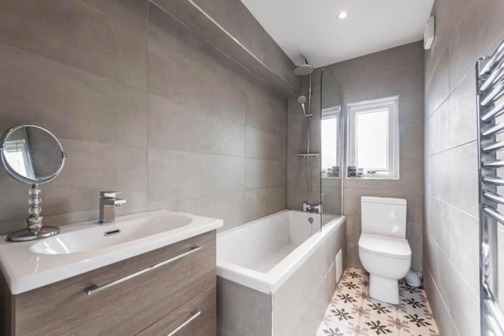 3 Bedroom House Beside Croke Park