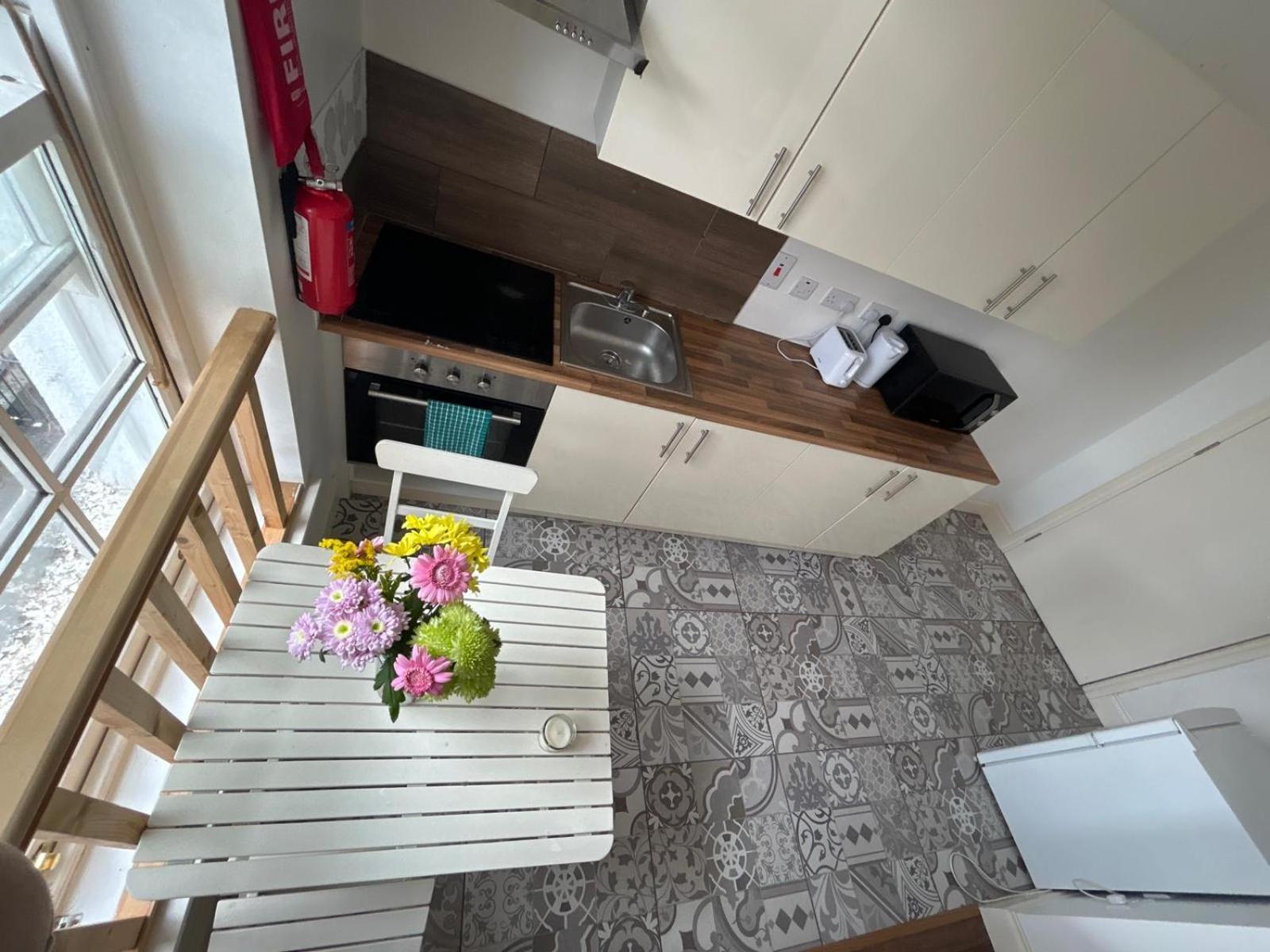 Flat Equipped Apartment