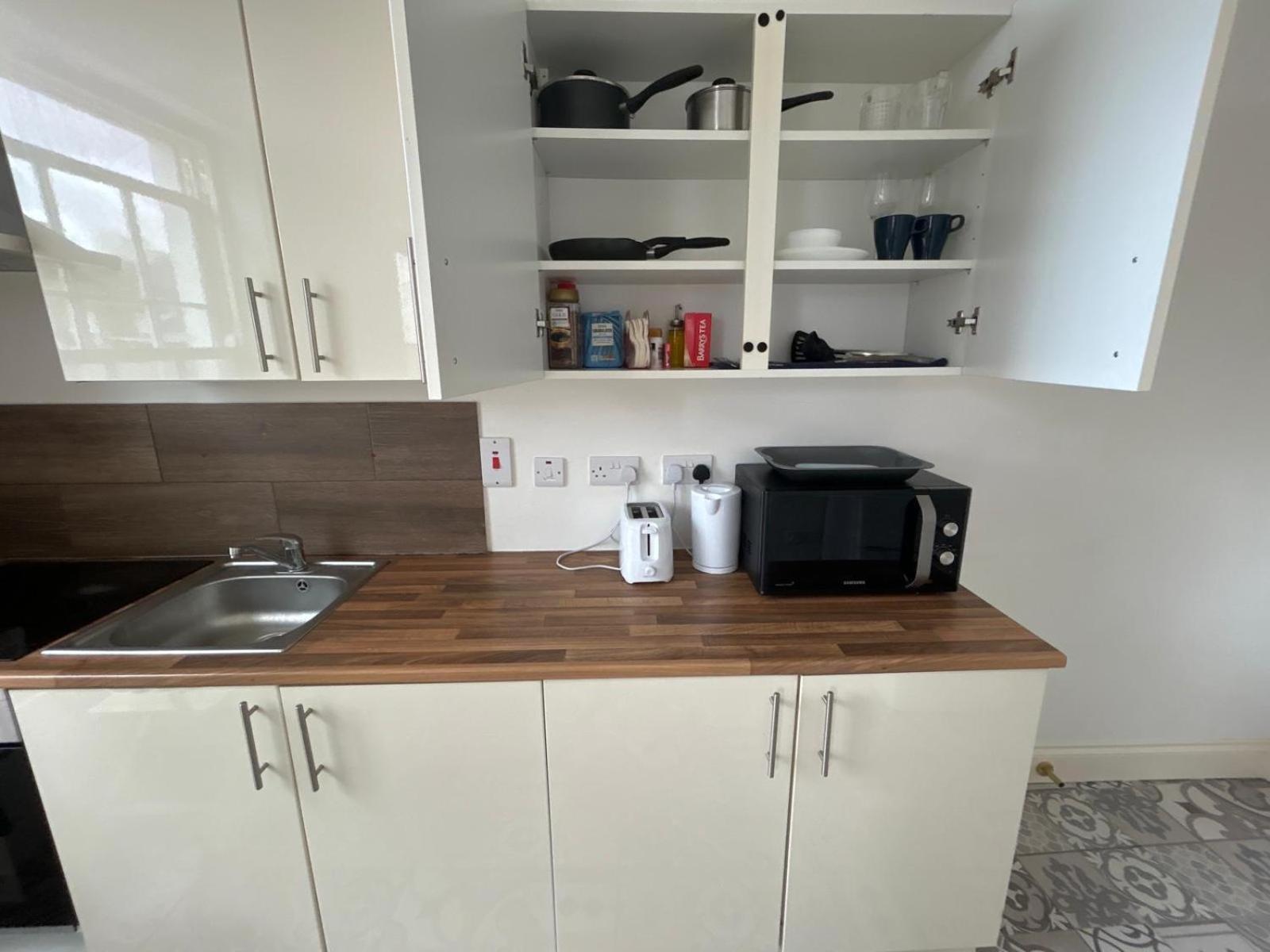 Flat Equipped Apartment