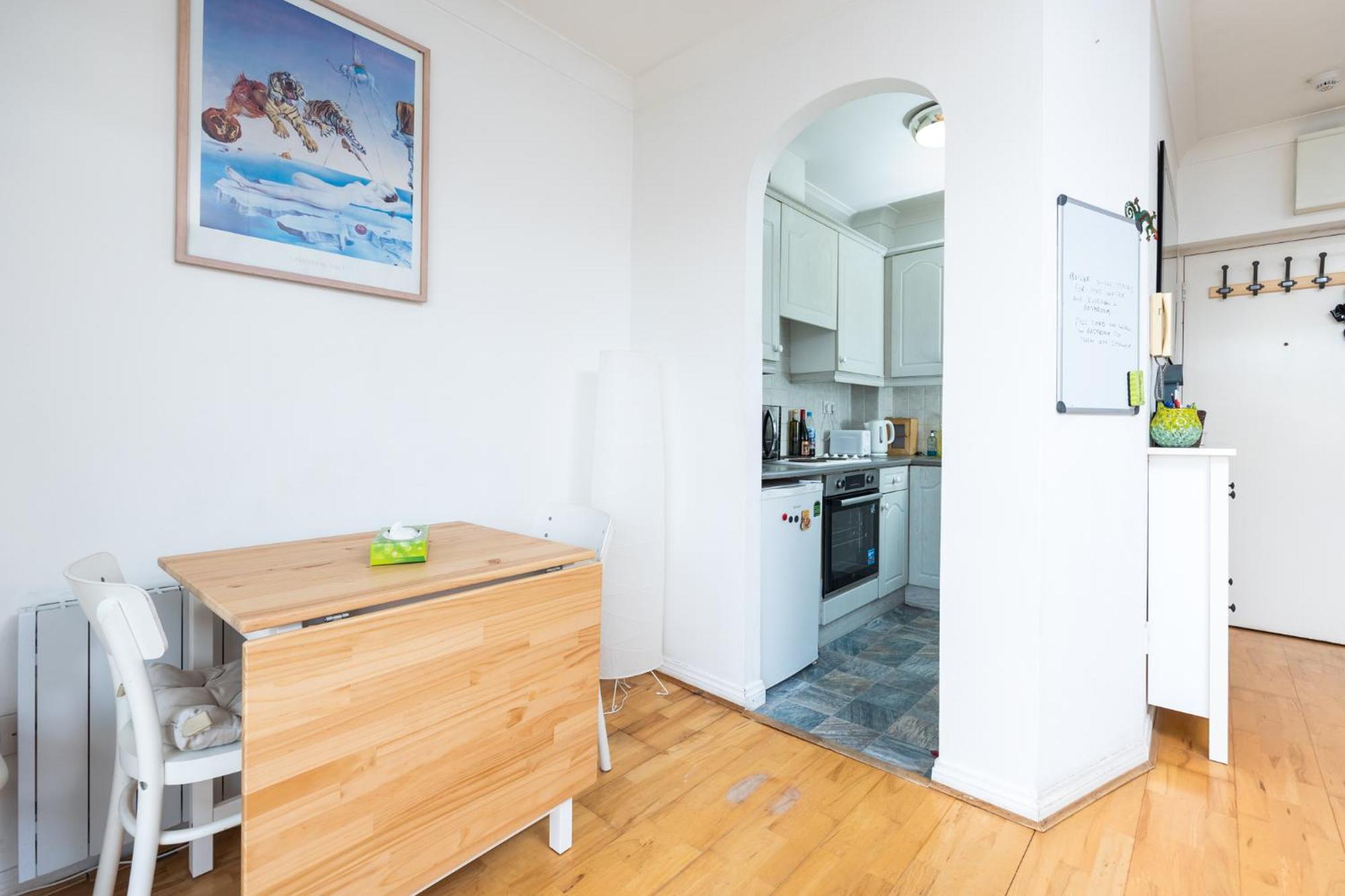 Cozy 2bed In Next To River Liffey Apartment *