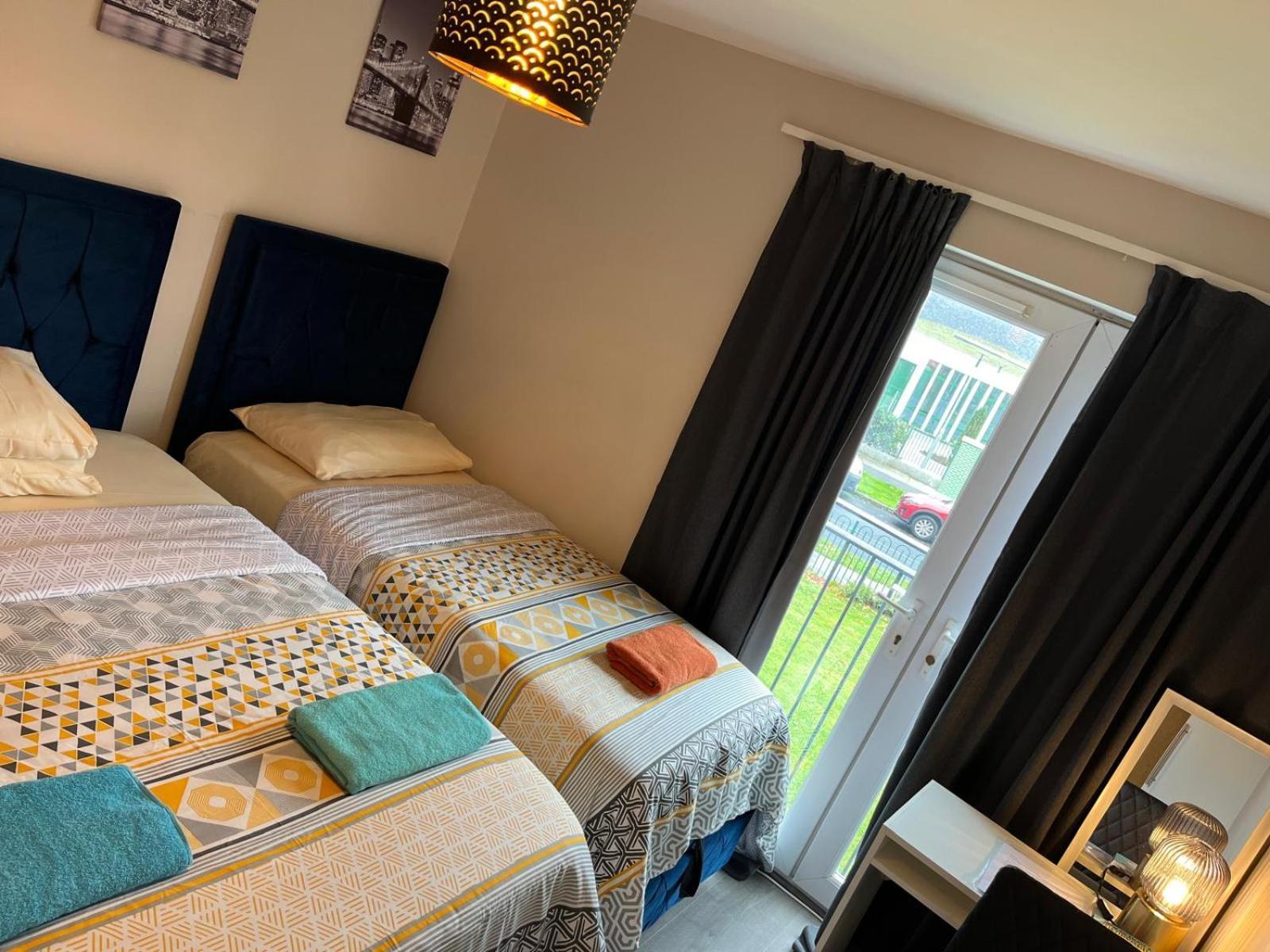 Privatunterkunft Lovely Twin With Ensuite Bathroom 15 Mins From Airport Dublin