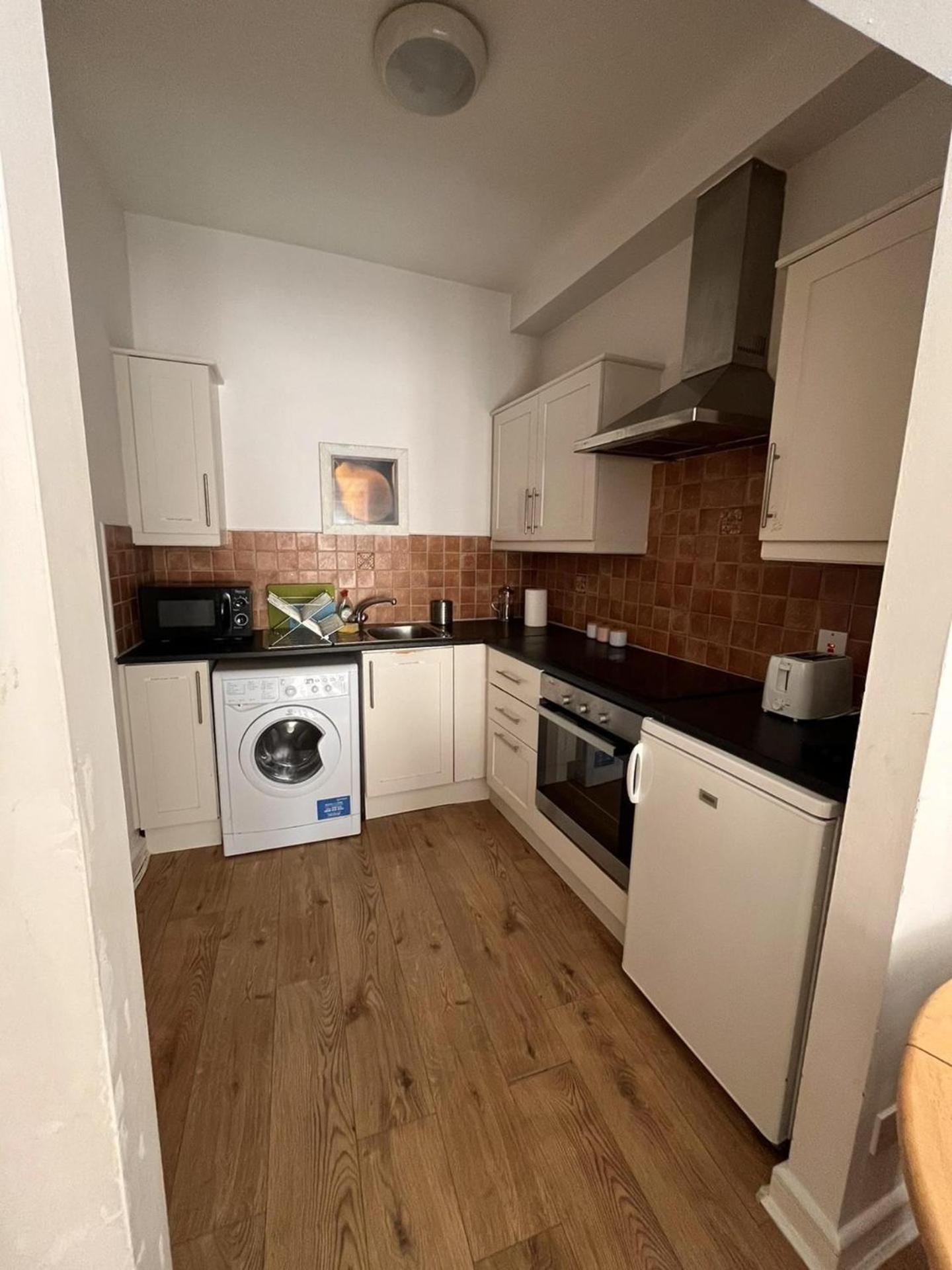 Entire In Heart Of Apartment *
