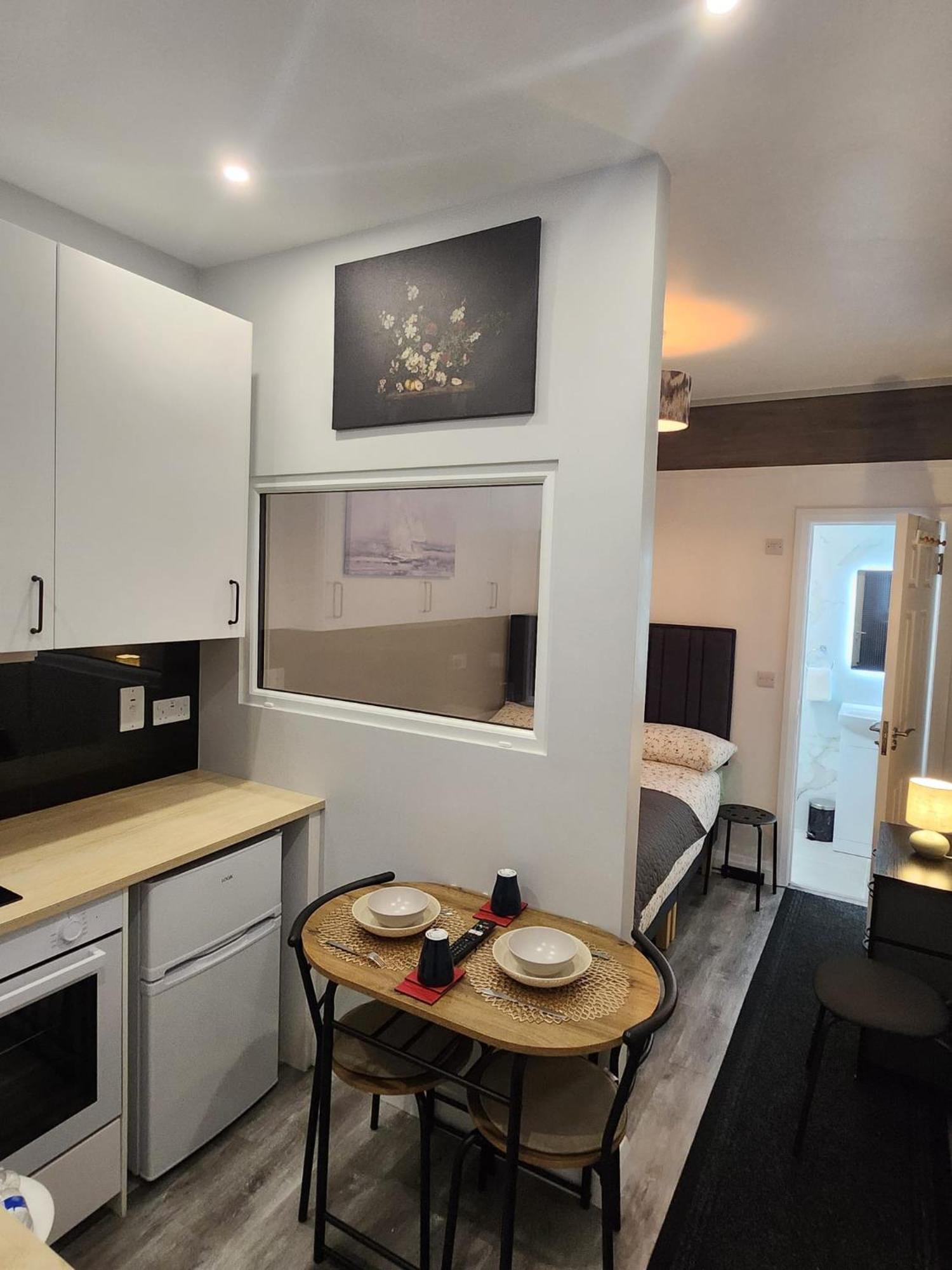 Deluxe Twin Or King Bed Near Airport & *