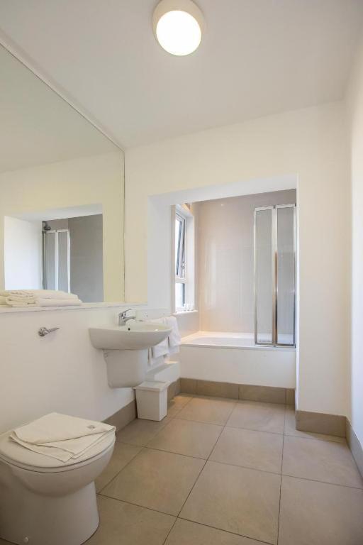 Grafton Street District Apartment *
