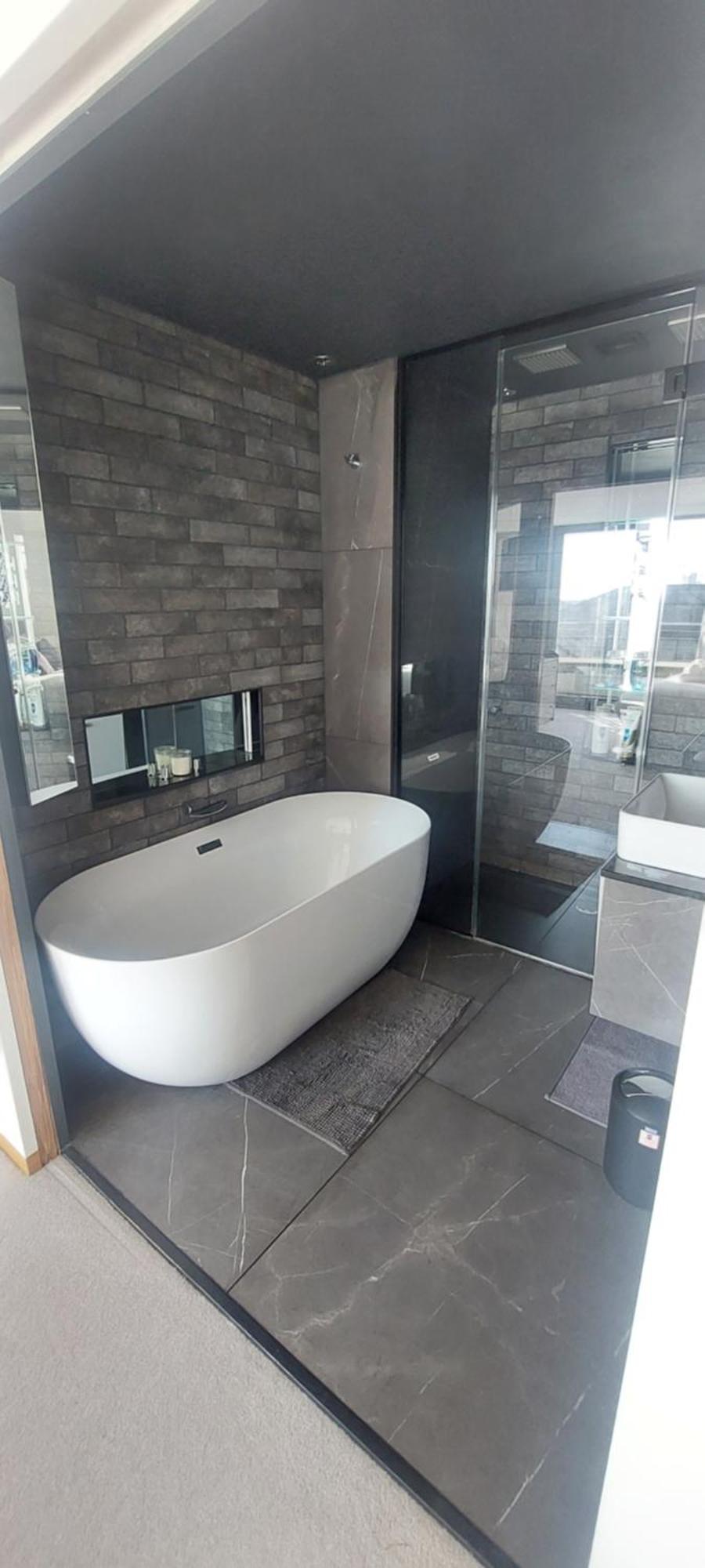 Apartment Dockland Penthouse With Aviva & Waterfront Views