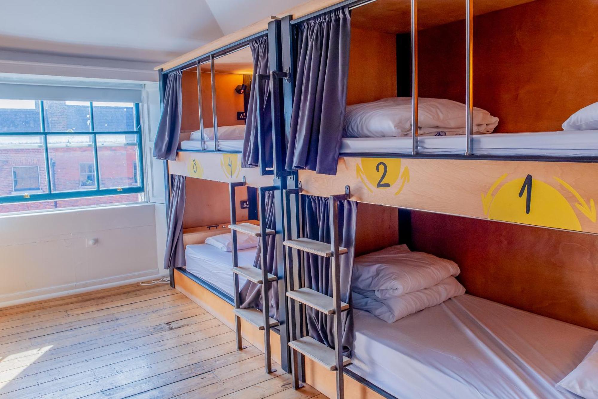 Leevin George Hostel