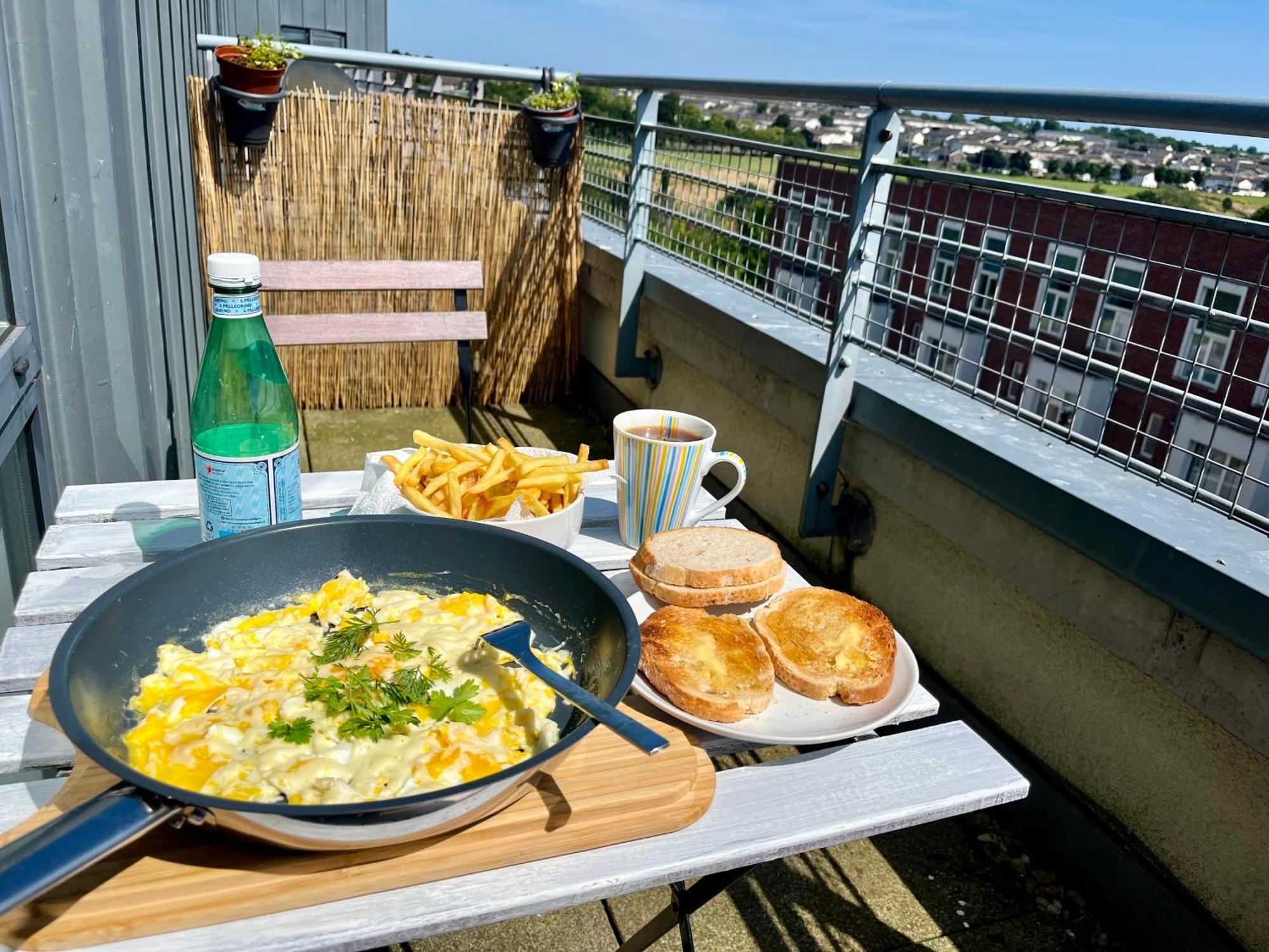 The King Size Bed And Private Bathroom Accommodatie bij particulieren Dublin