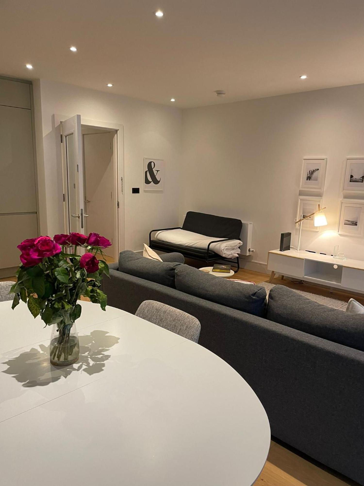 Mordern Apartment In Dublin City Centre Apartment