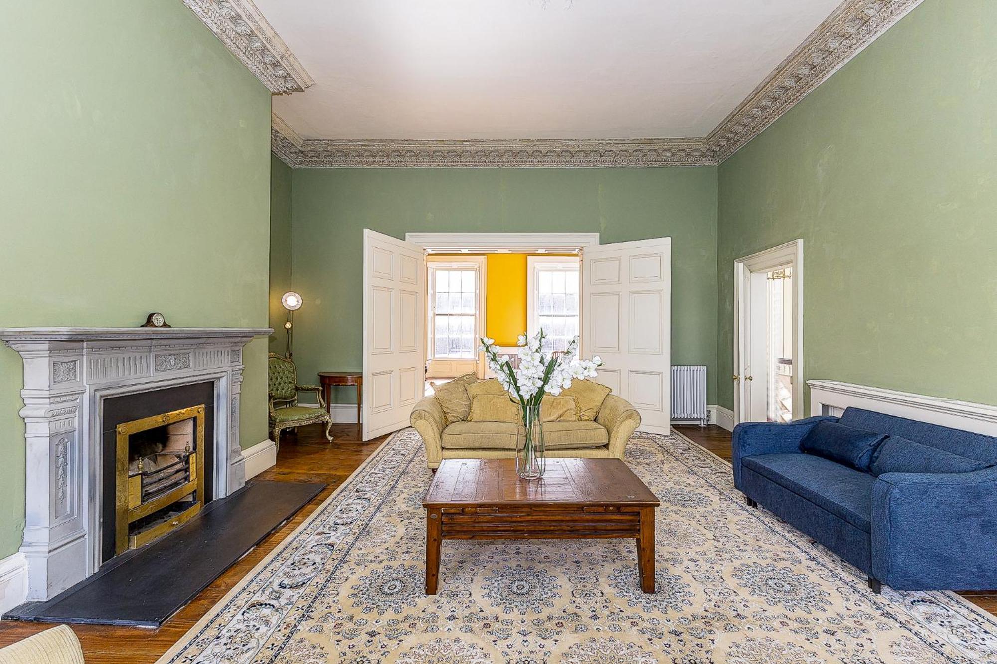 Munster , 7 Henrietta Street, Centre Dublin