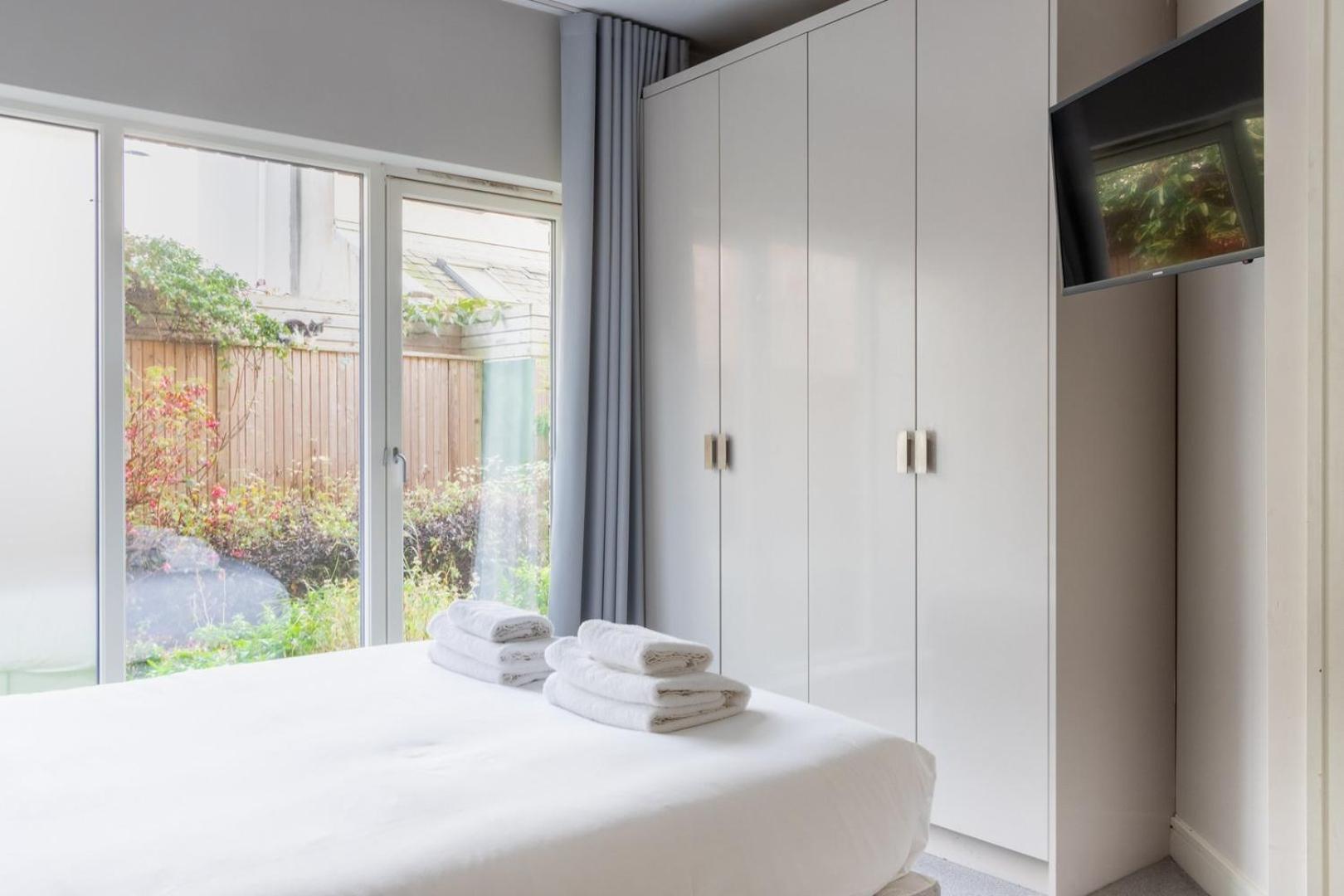 Guestready - Contemporary In Apartment