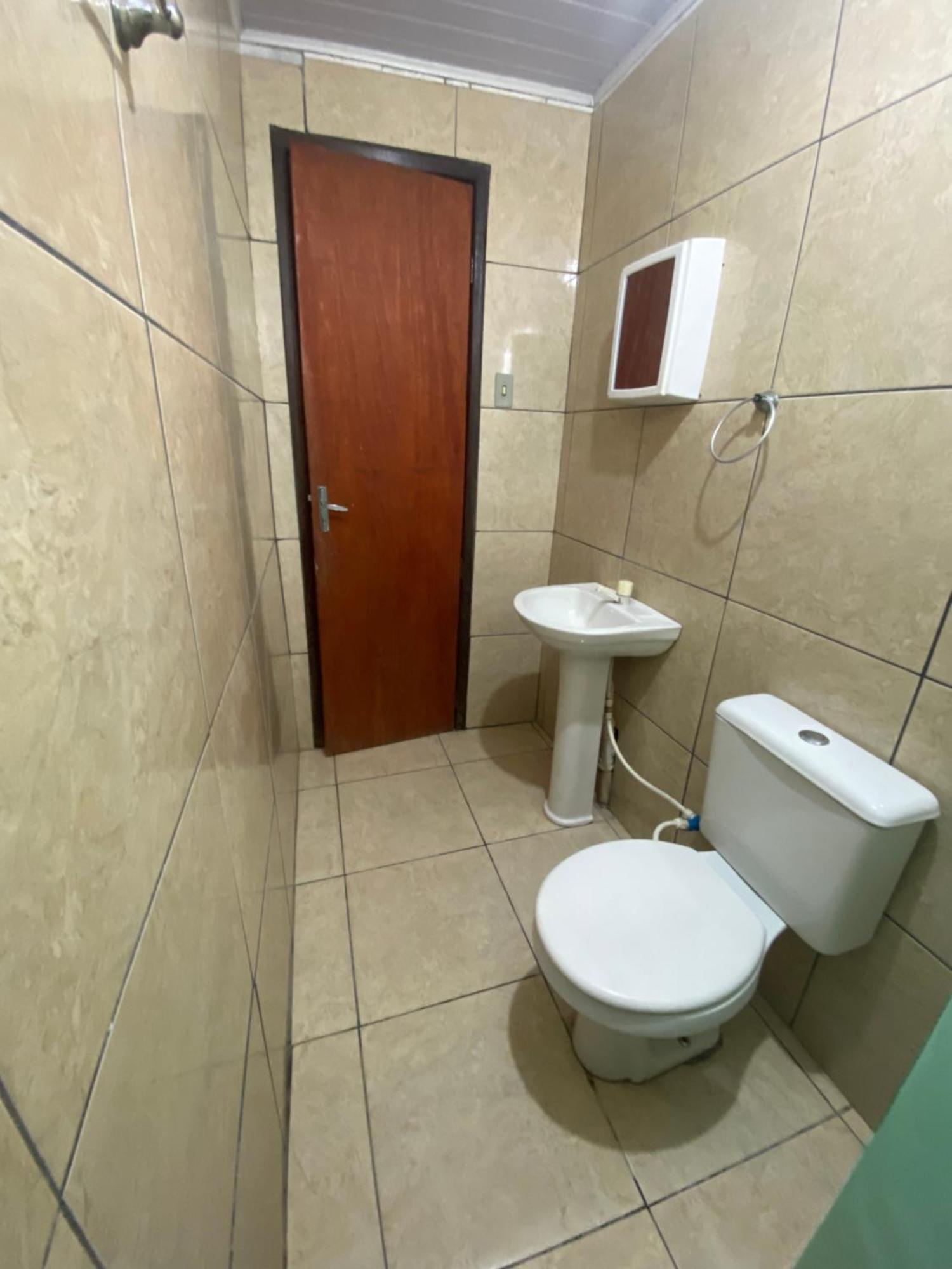 Dorm 5-6 People Shared Bathroom Outside Homestay Dublin