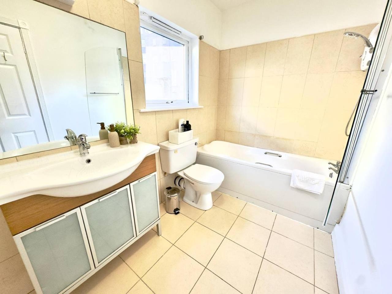 2bd Townhouse In The Heart Of 1 Dublin