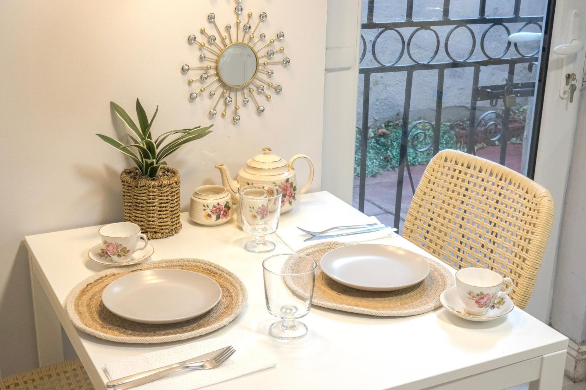 Apartment Centre D1 - 2 Bedroom Spacious Modern Duplex House