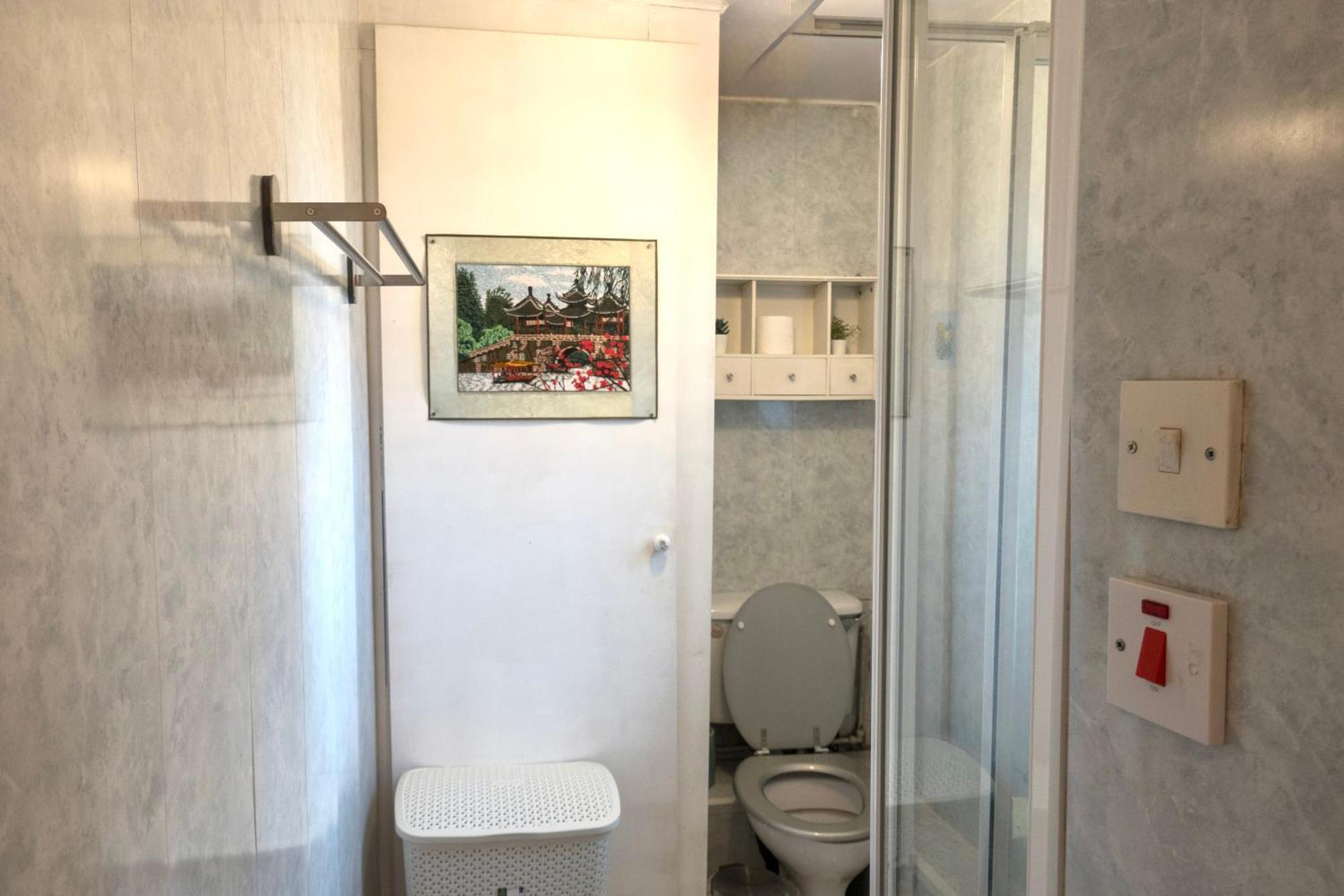 Centre D1 - 2 Bedroom Spacious Modern Duplex House * Dublin
