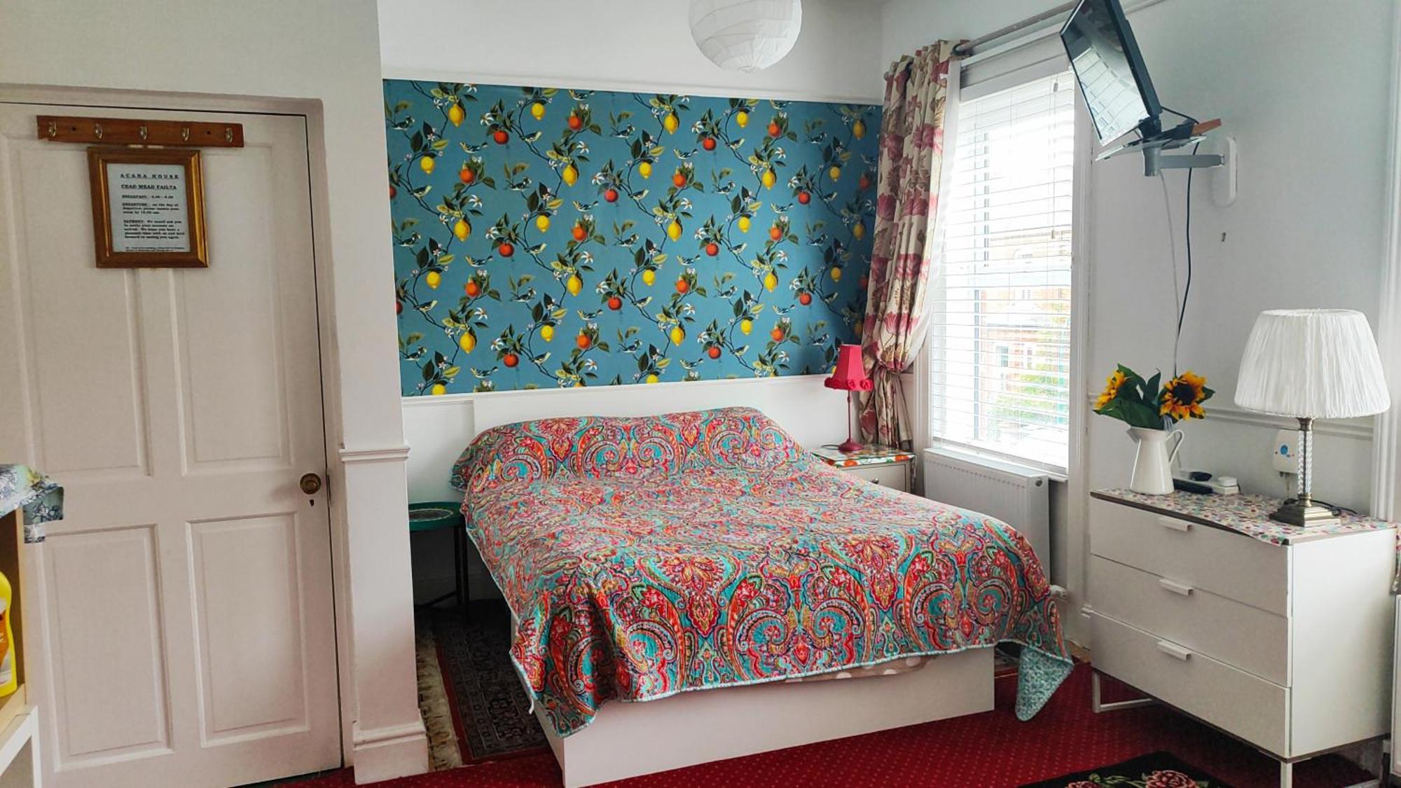 Bed & Breakfast Acara House