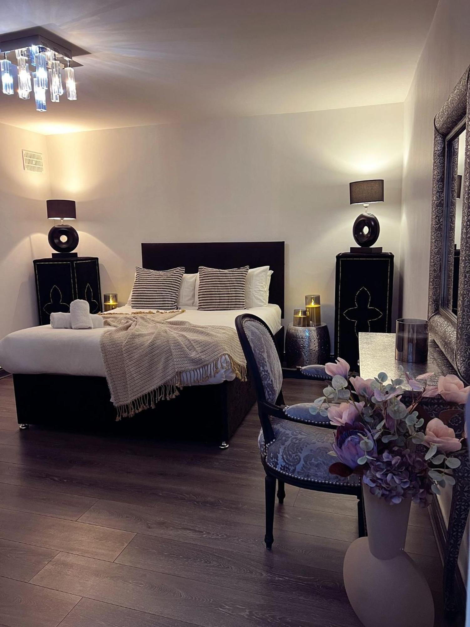 The Exchange By Dublinexchangesuites Apartment