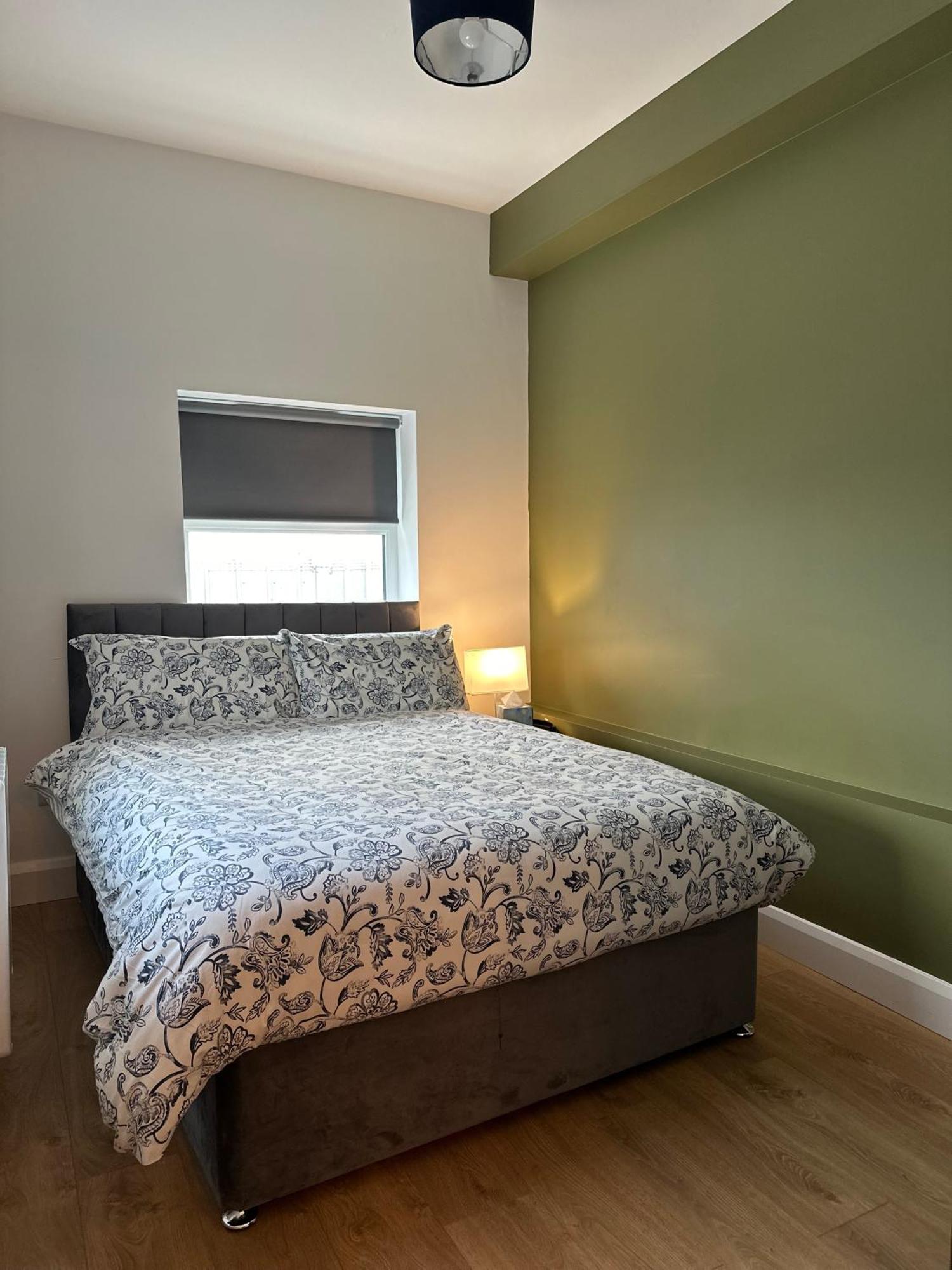 Modern & Spacious Central Apt Dublin