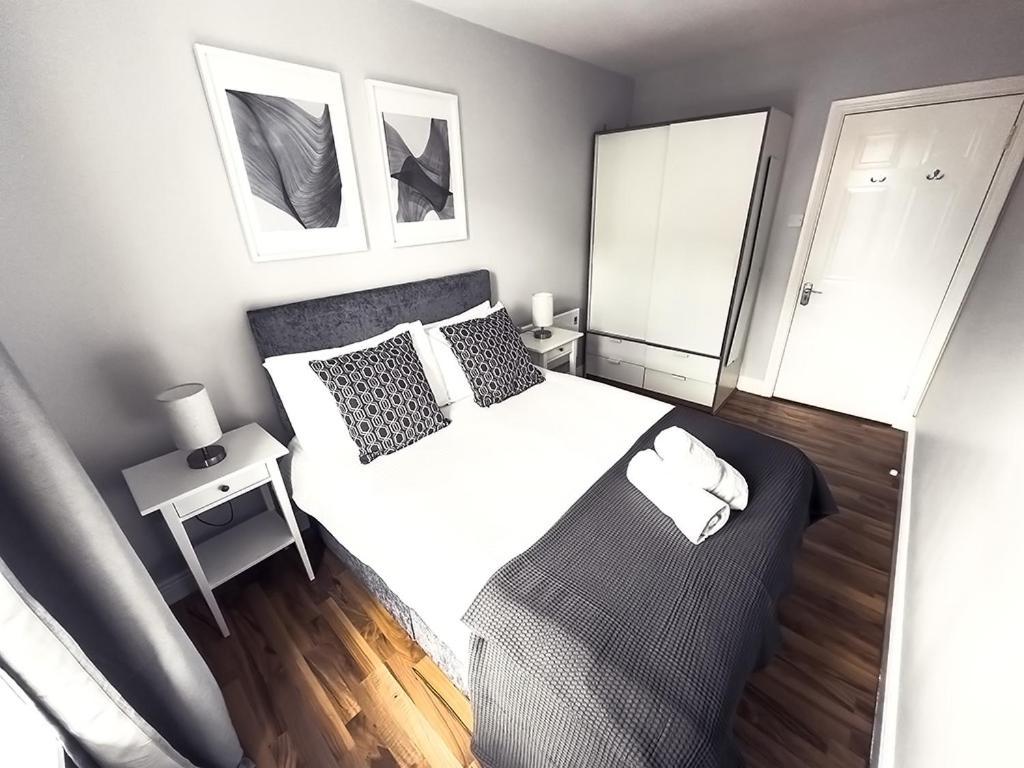 Harbour Square House Apartment