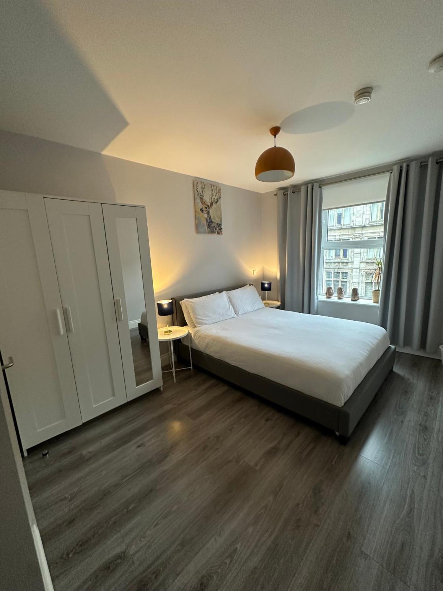 Cosy And Central Abbey Street Apt Apartment