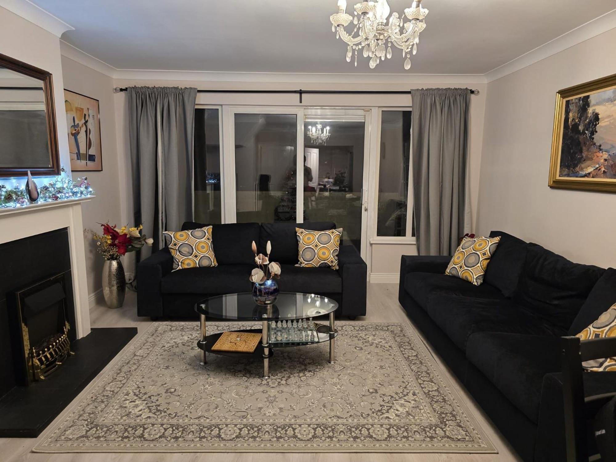 Vakantiehuis - 3 Bedroom Cosy - Sleeps Max 7
