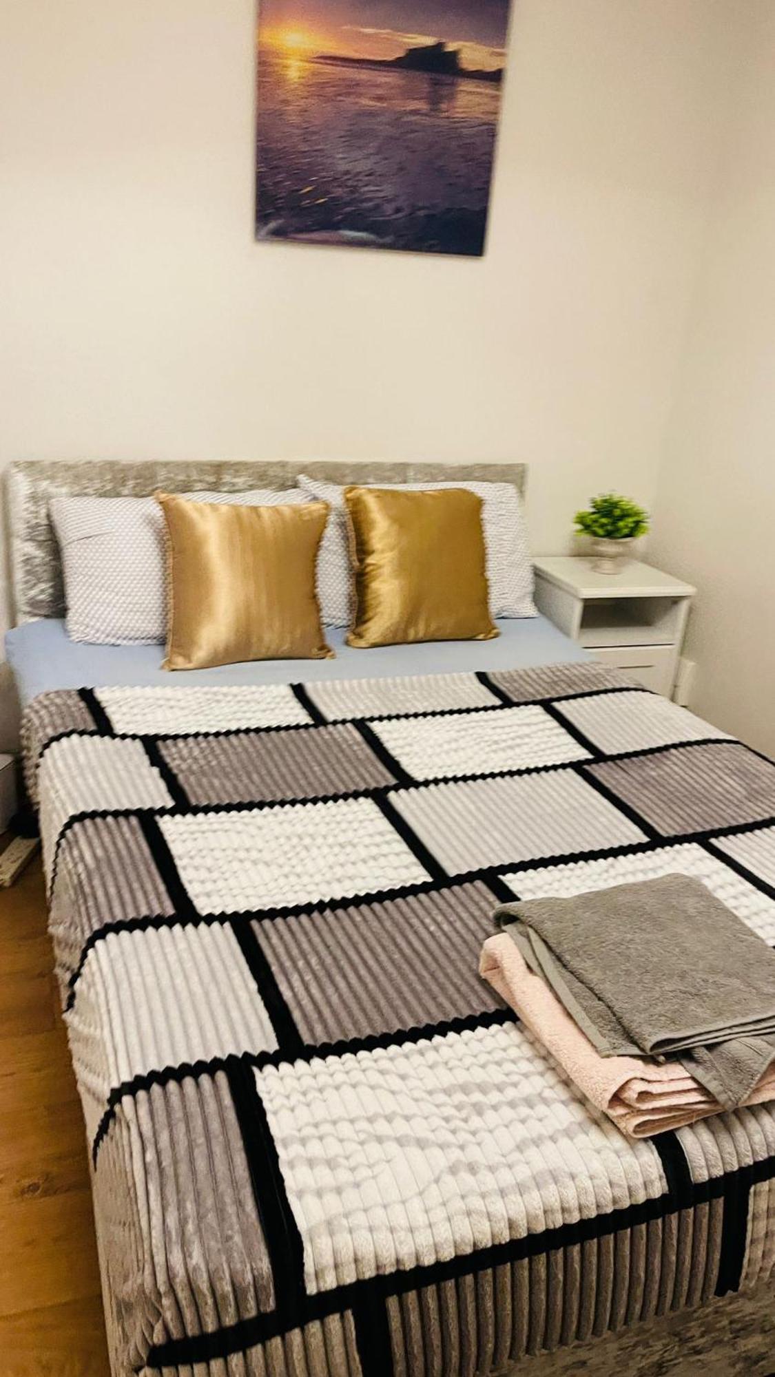 Homestay Small Near Centre Dublin