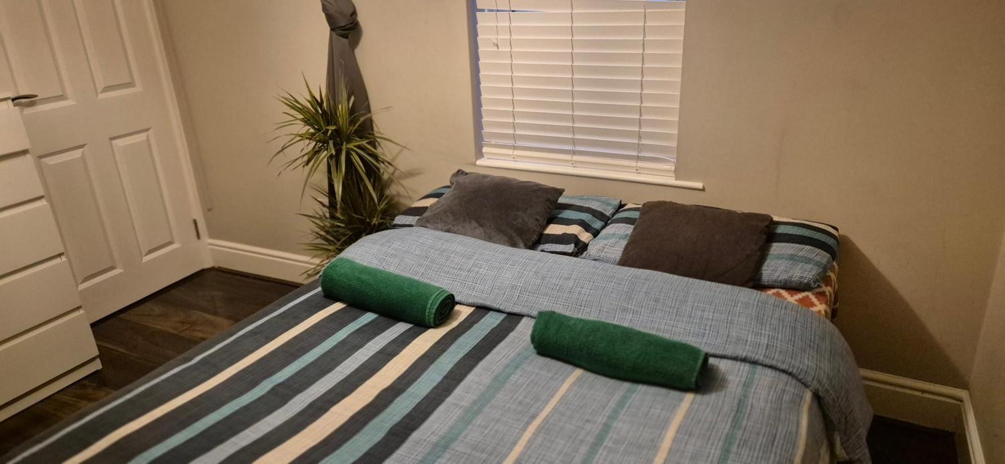 Whole Private Flat - Holiday home