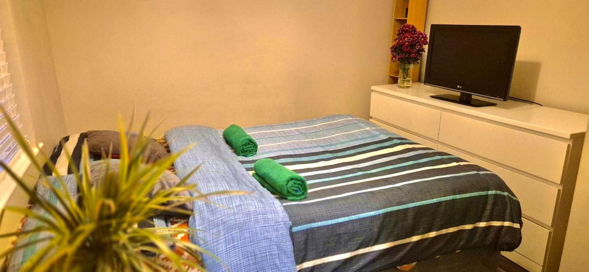 Whole Private Flat - Holiday home