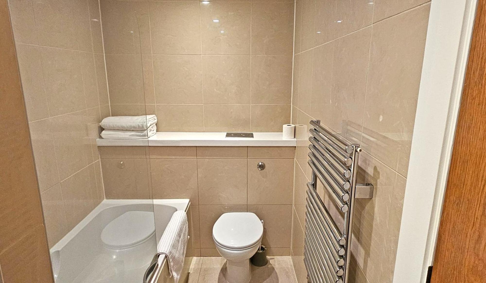 Temple Bar 1bd Large & Newly Upgraded Sleeps 4 Apartment *