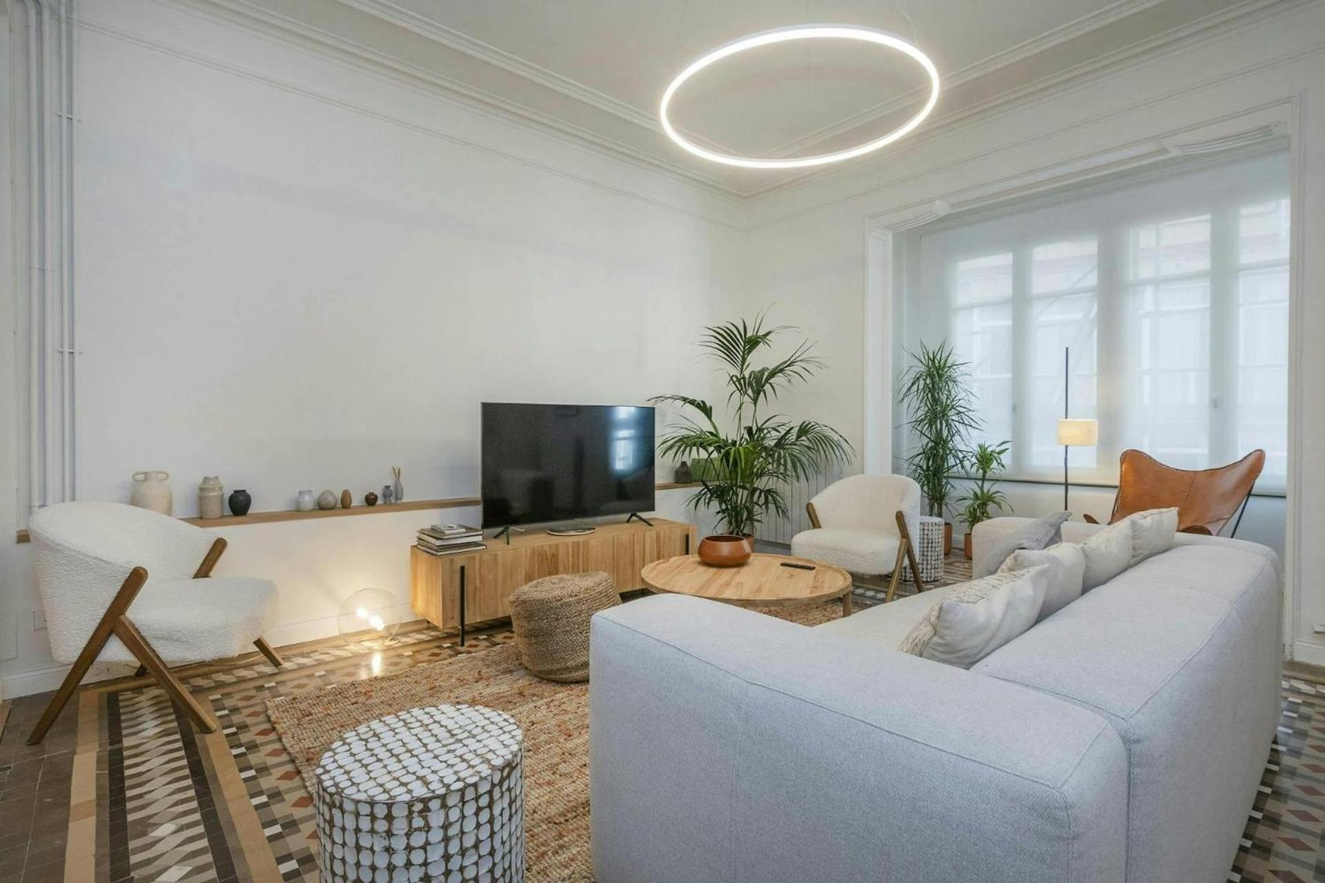 Heart Of The Apartment *