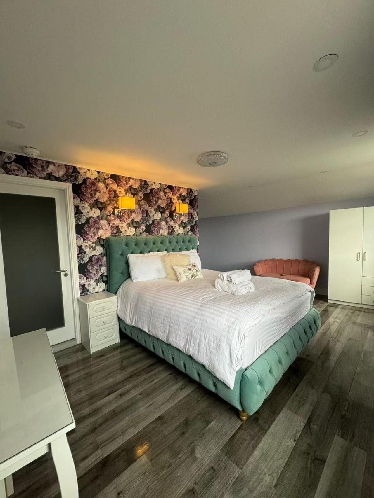 Homestay Gardiner House