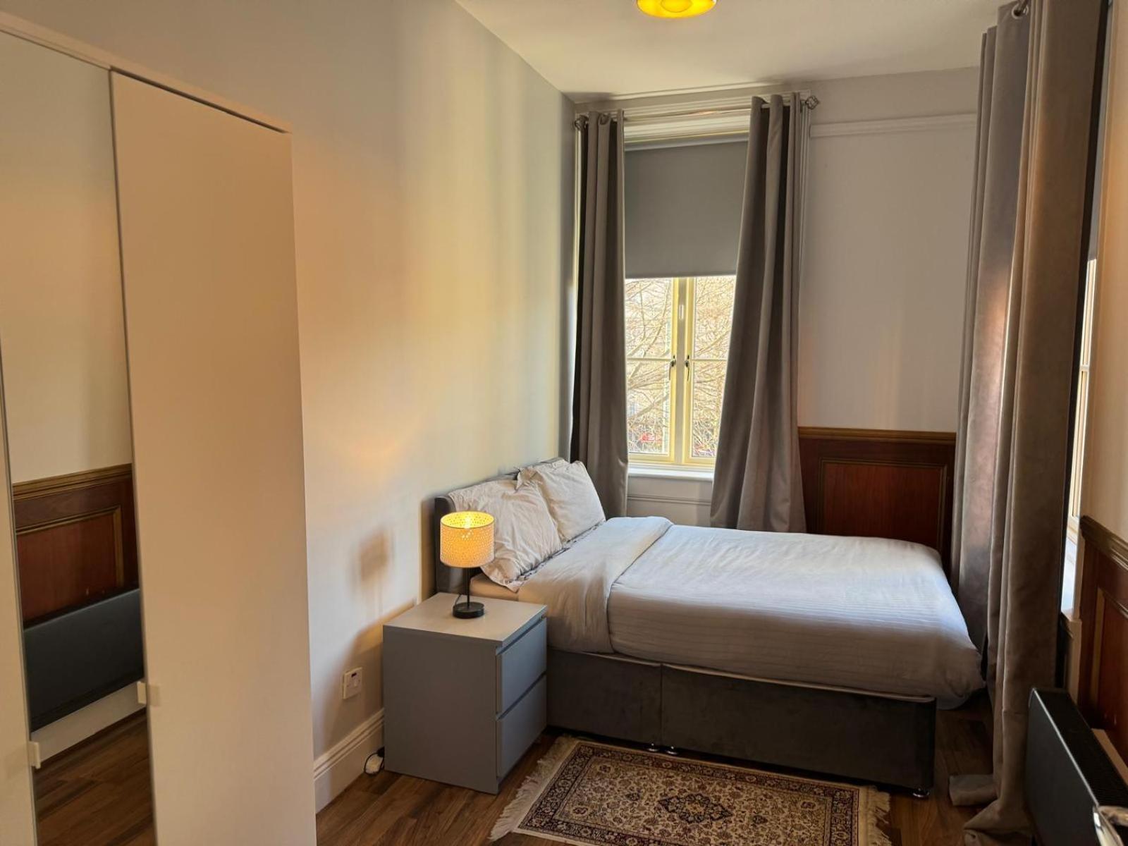 Apartment Modern 2-bedroom Apartment-dublin *