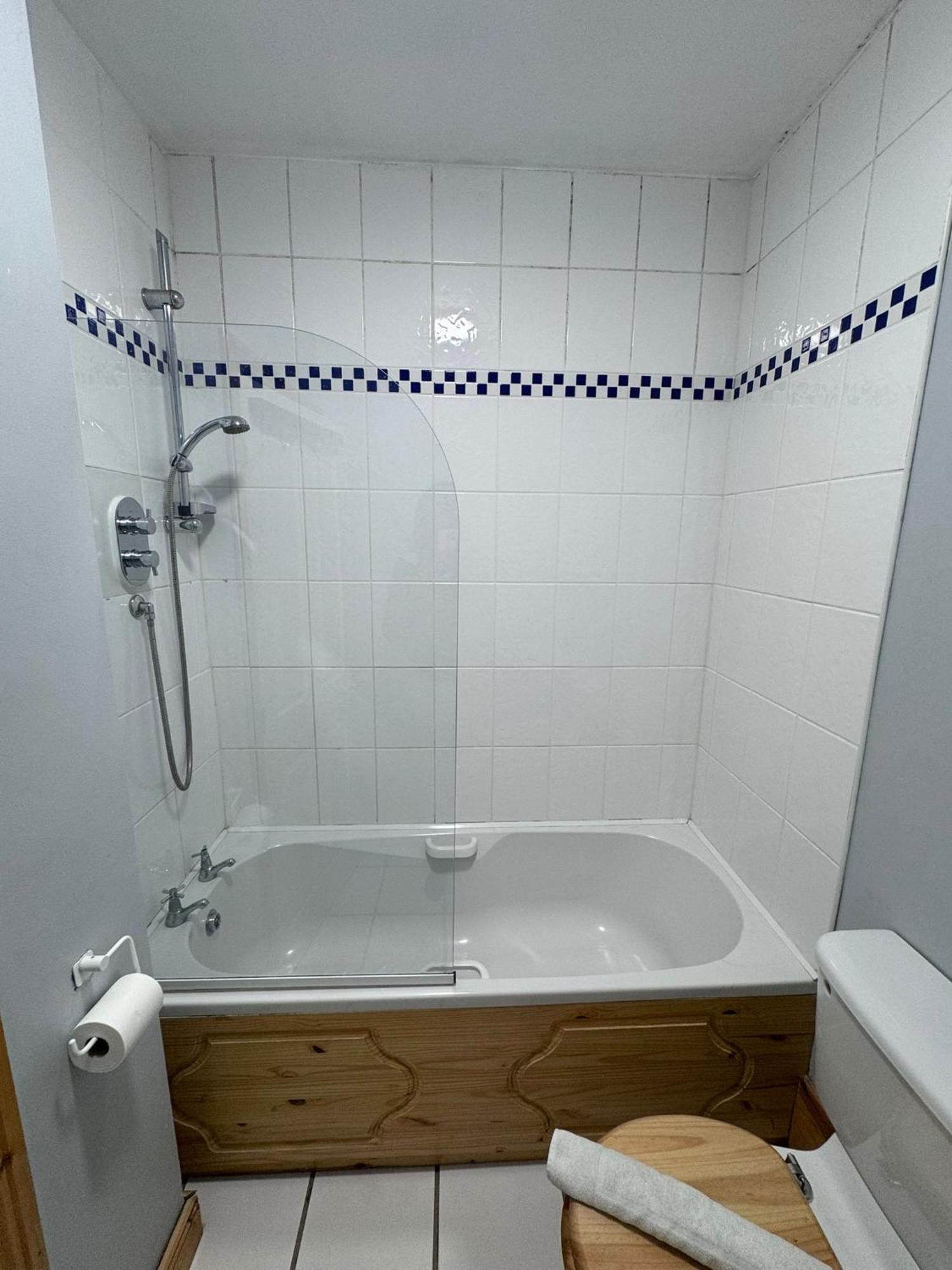 Apartment Modern Good Distance From And Airport 4people Dublin