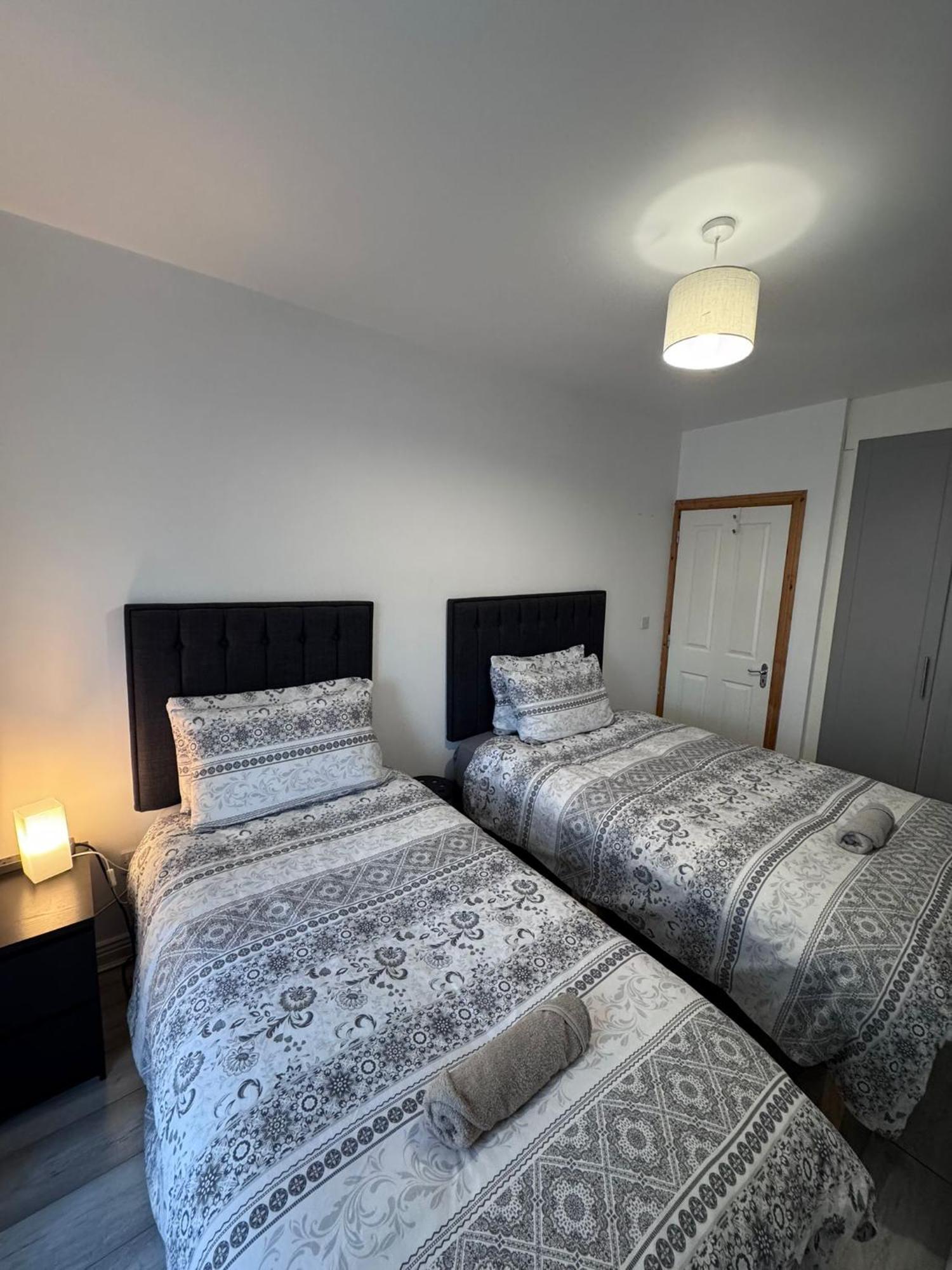 Apartment Modern Good Distance From And Airport 4people Dublin