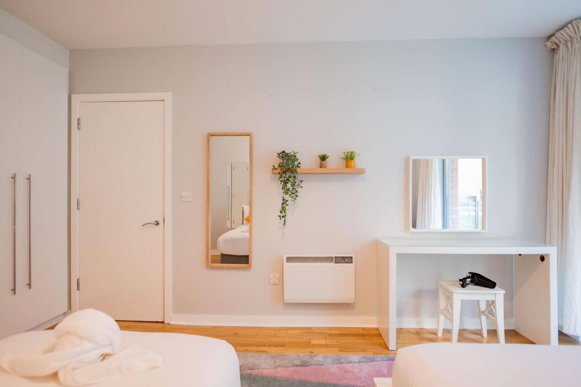 Apartment Bright & Modern
