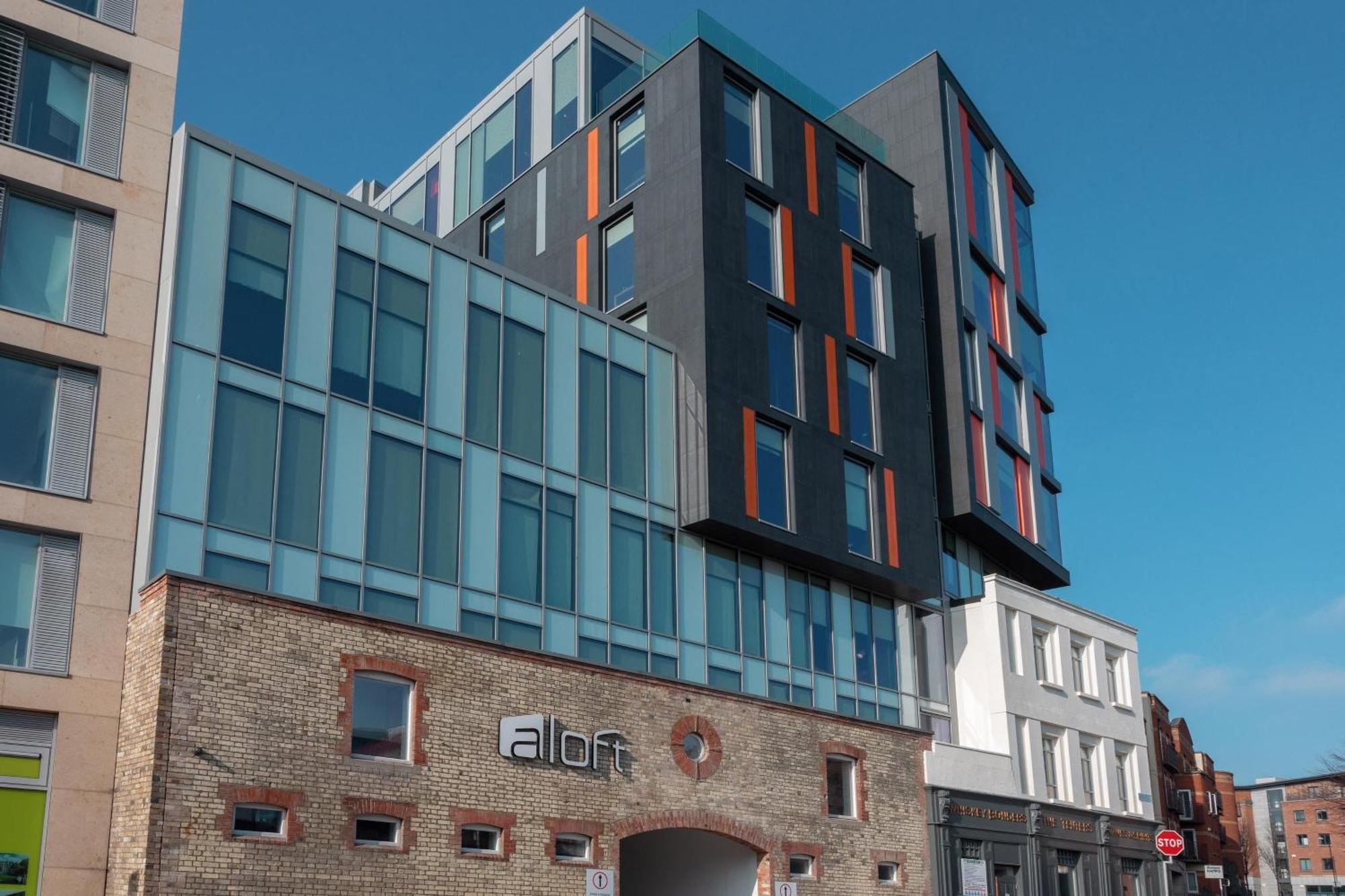 Aloft Hotel 4*