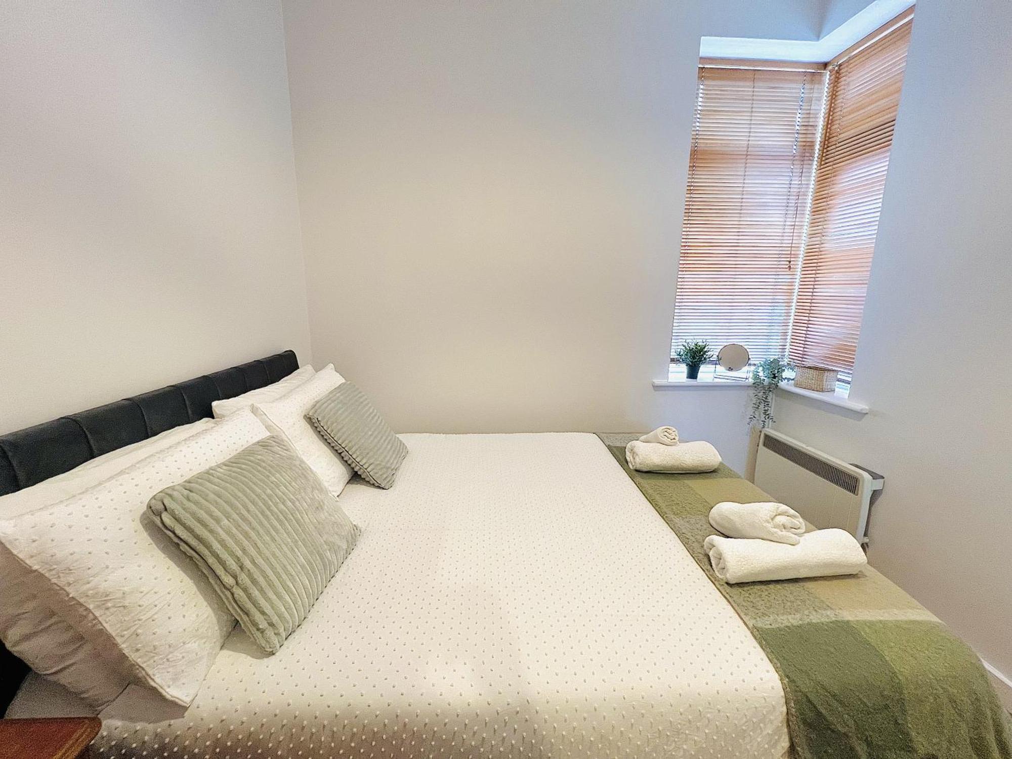Cosy River View Flat At Temple Bar
