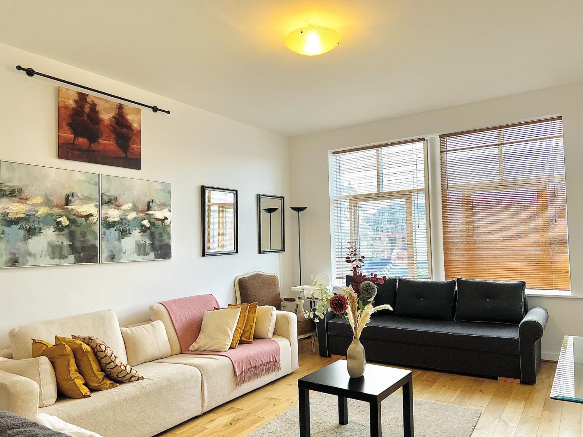 Cosy River View Flat At Temple Bar Dublin