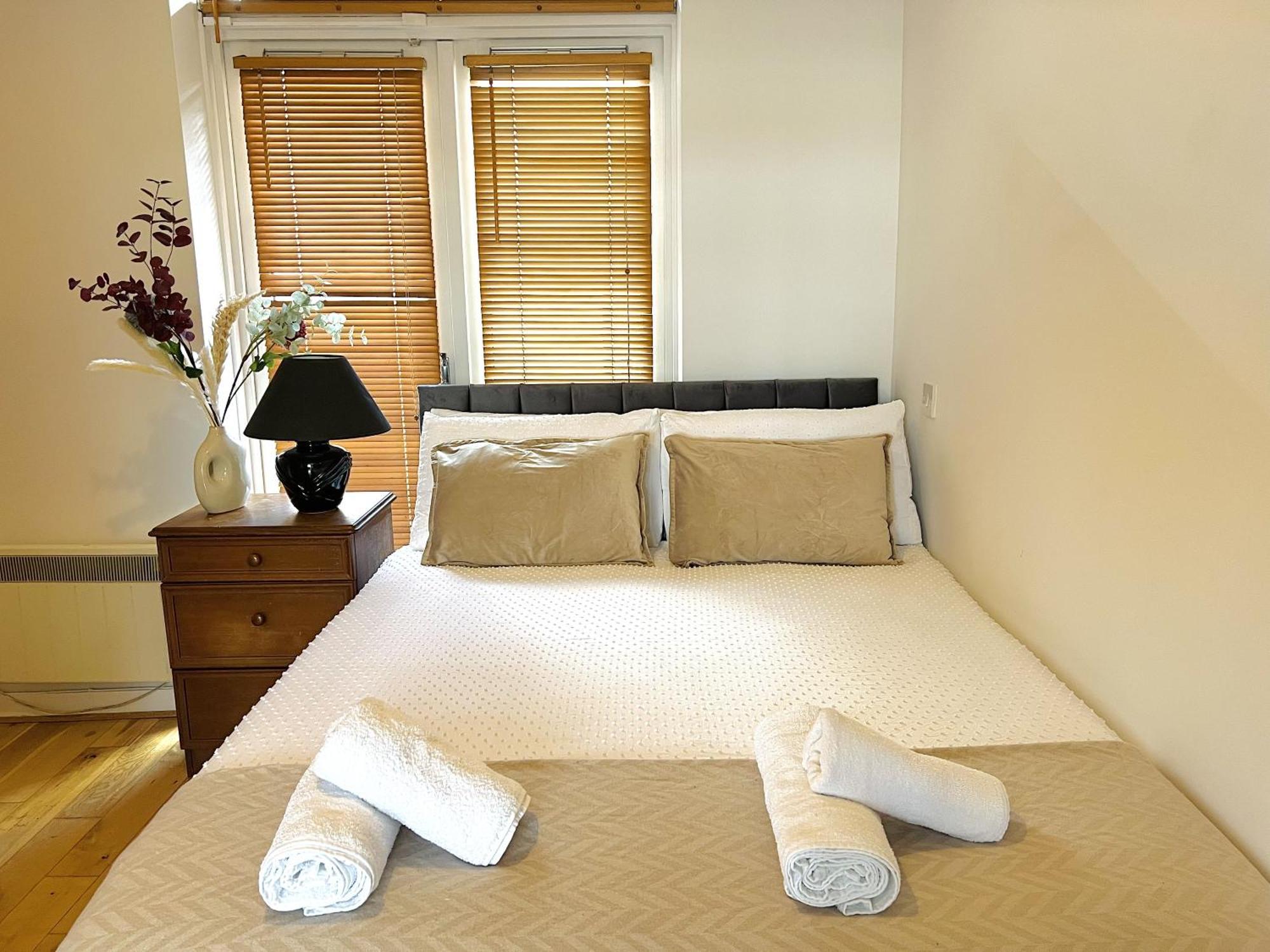 Cosy River View Flat At Temple Bar *