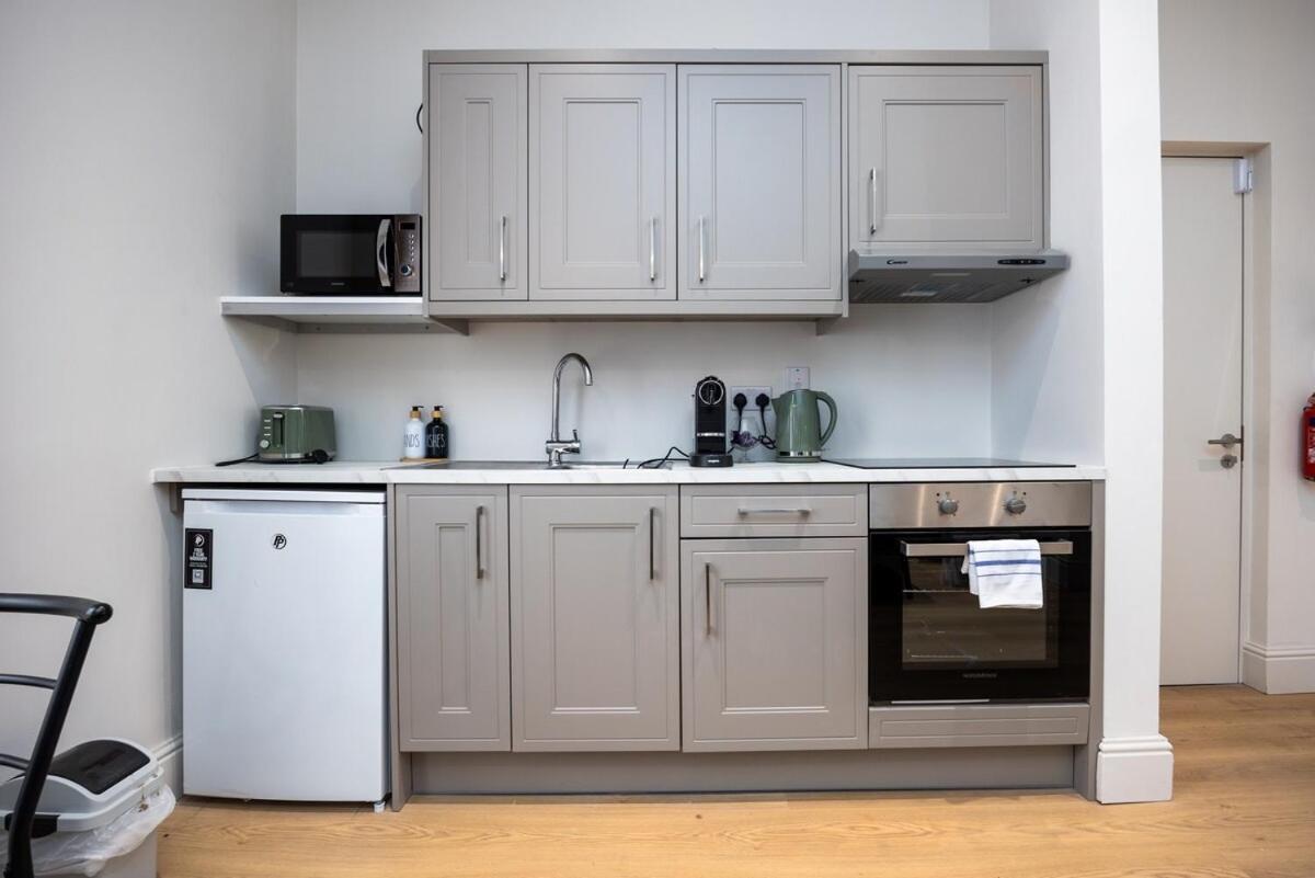 Modern Apt-23min Walk To Castle *