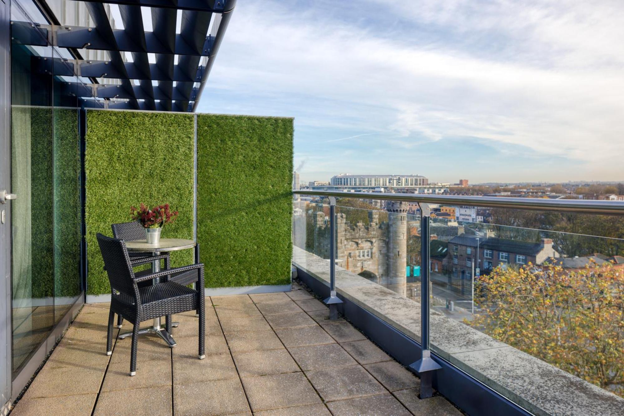 Hotel Hilton Kilmainham 4*