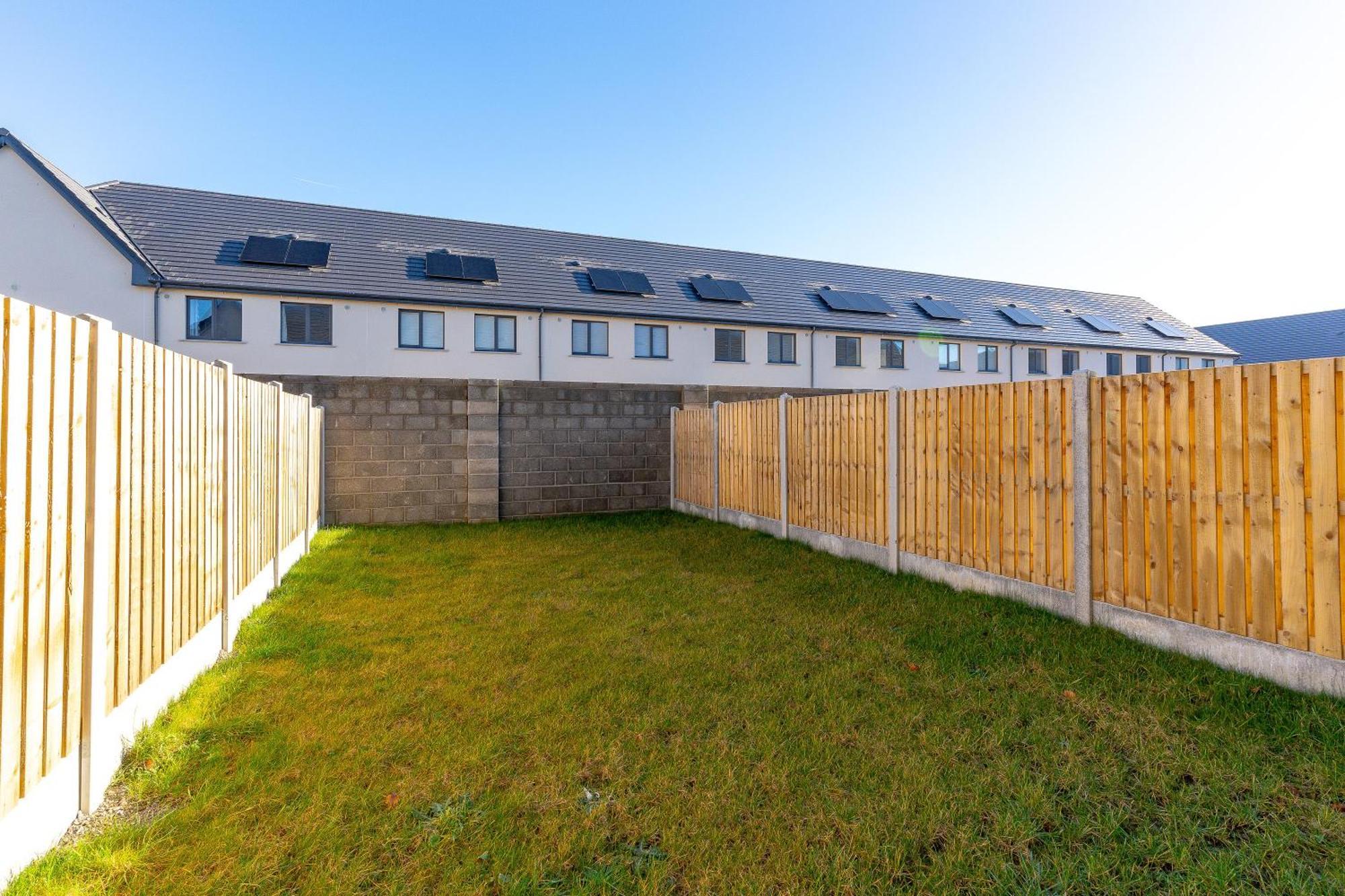 Citywest Contractor Housing - Sleeps 5 Vakantiehuis Dublin
