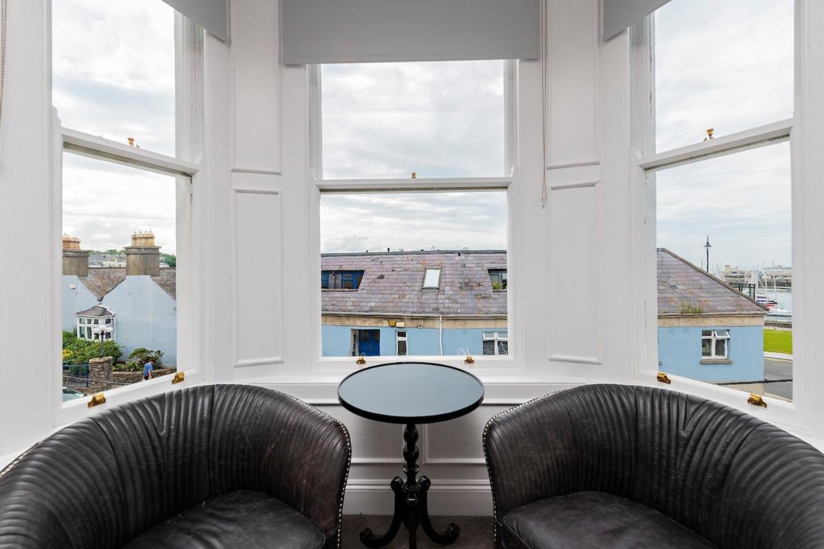 With Scenic Marina Views * Dublin